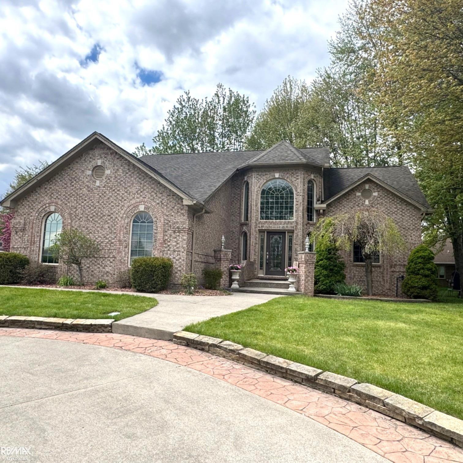68135 Lake Angela Drive, Richmond, MI 48062 — Photo 2