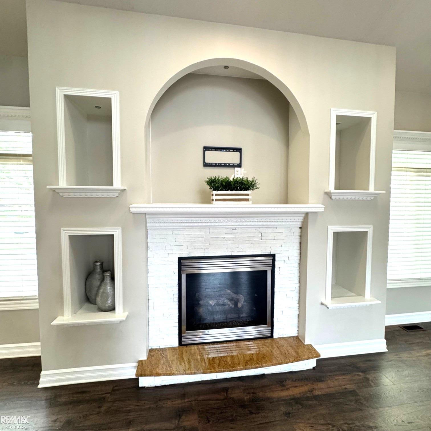 68135 Lake Angela Drive, Richmond, MI 48062 — Photo 10