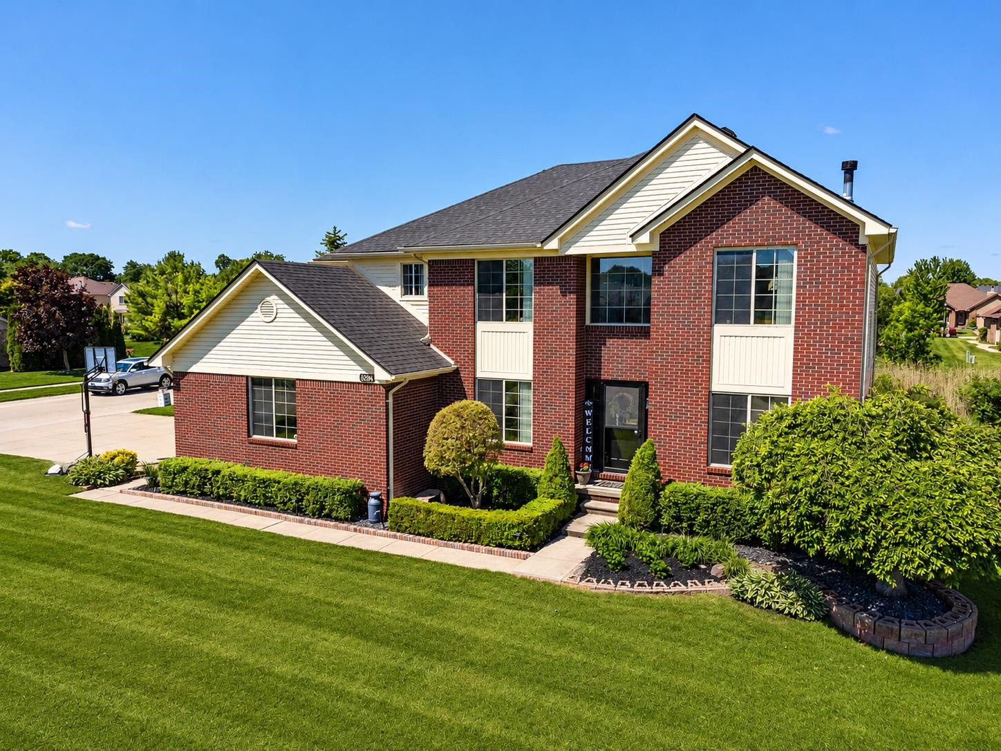 52047 Copper Creek Court, Chesterfield, MI 48047 — Photo 2