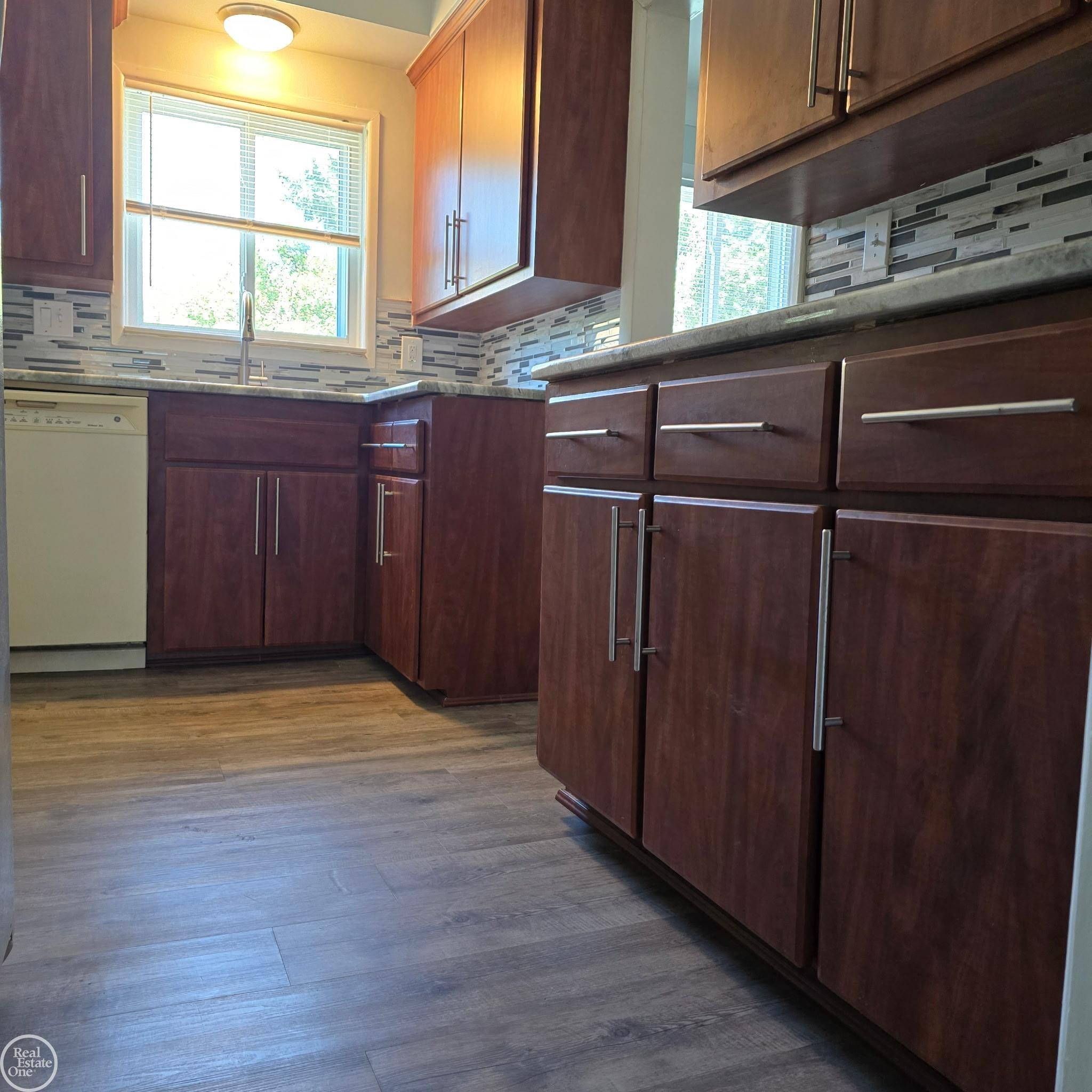 16084 Hauss Avenue, Eastpointe, MI 48021 — Photo 10