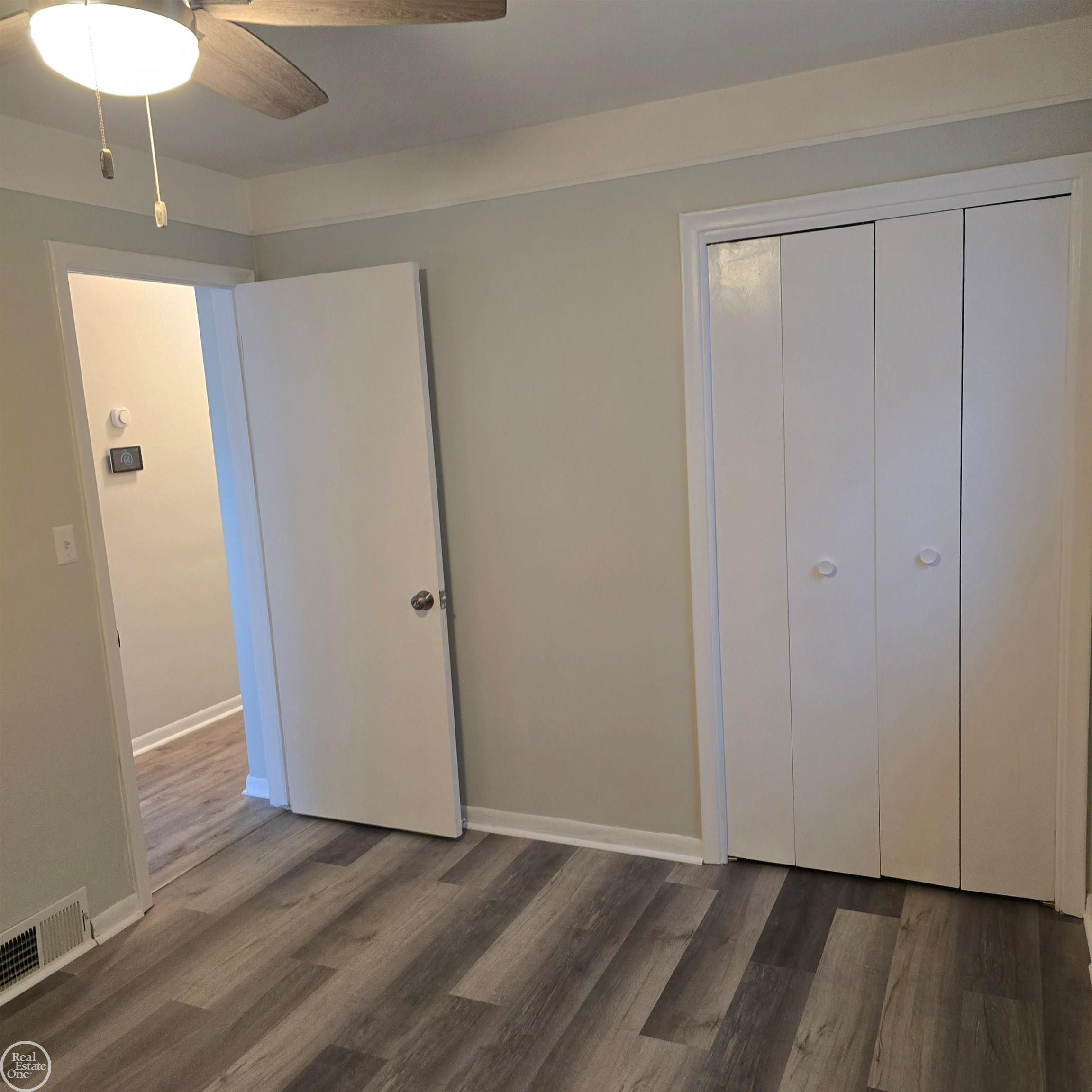 16084 Hauss Avenue, Eastpointe, MI 48021 — Photo 14