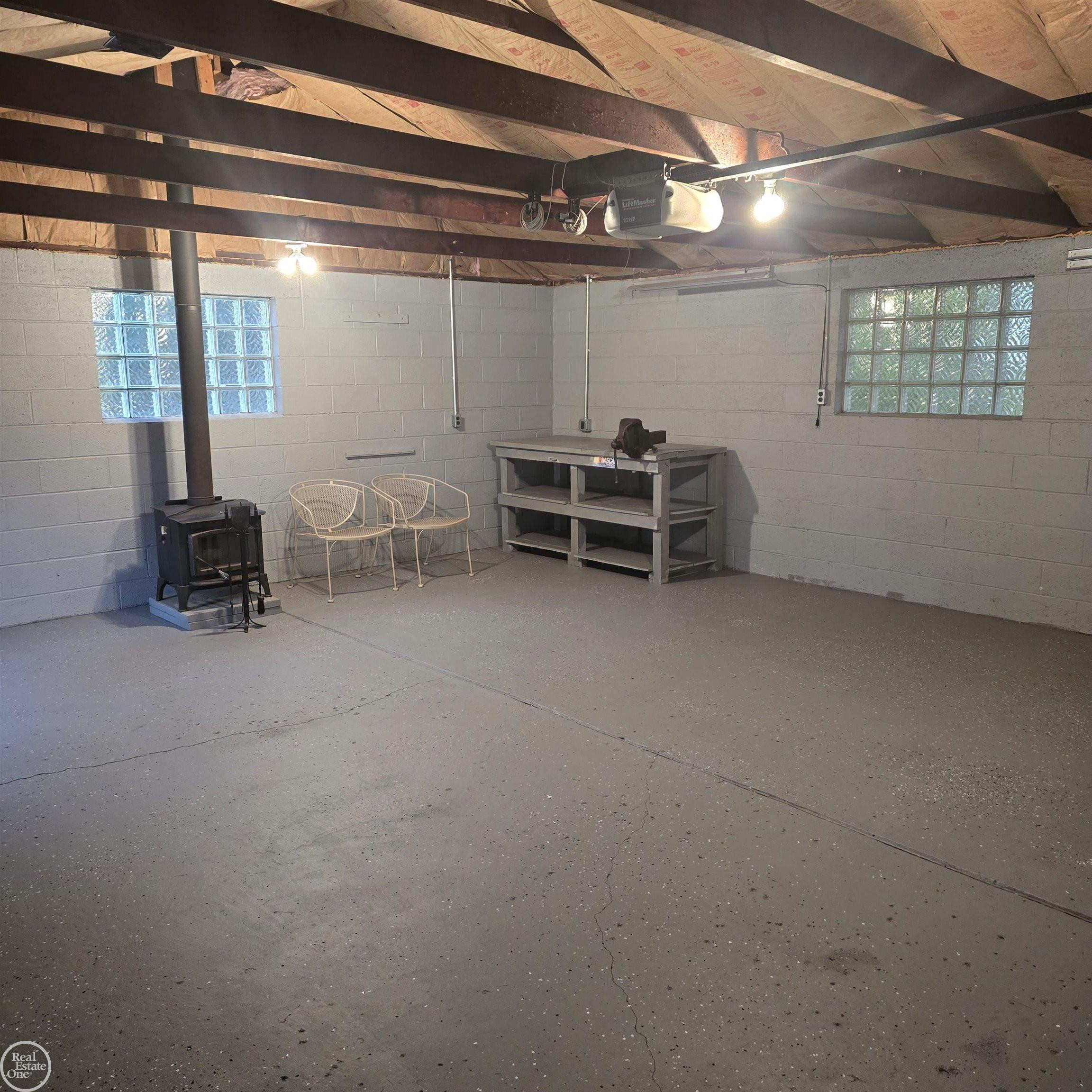 16084 Hauss Avenue, Eastpointe, MI 48021 — Photo 23