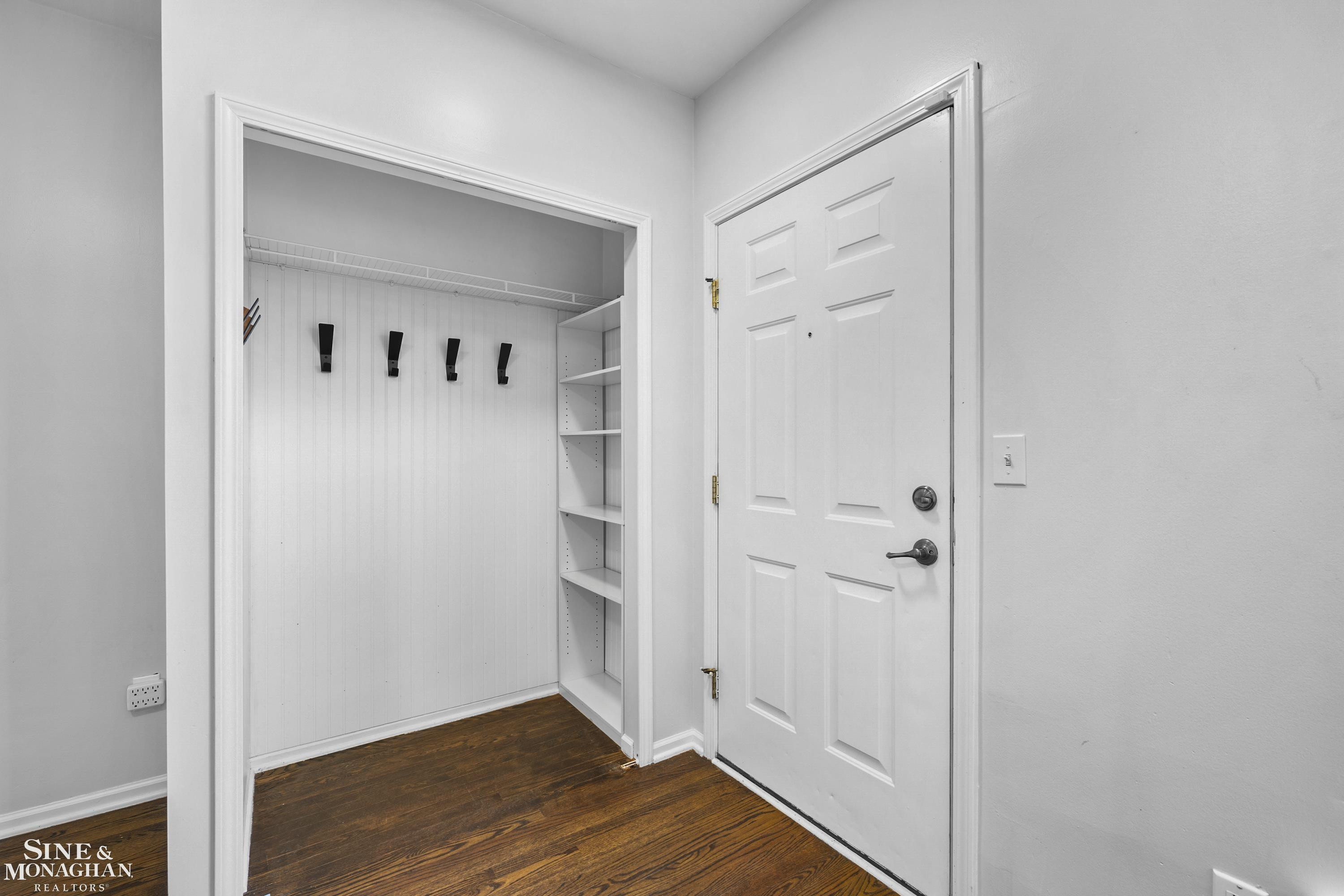 2527 John R Street, Detroit, MI 48201 — Photo 8