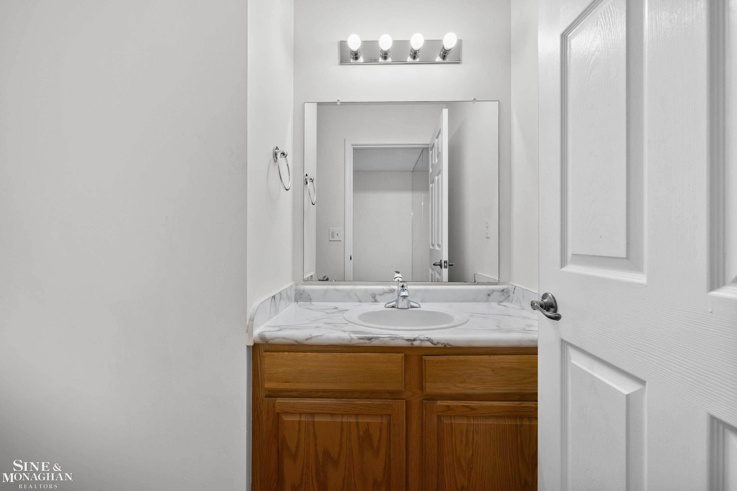 2527 John R Street, Detroit, MI 48201 — Photo 31