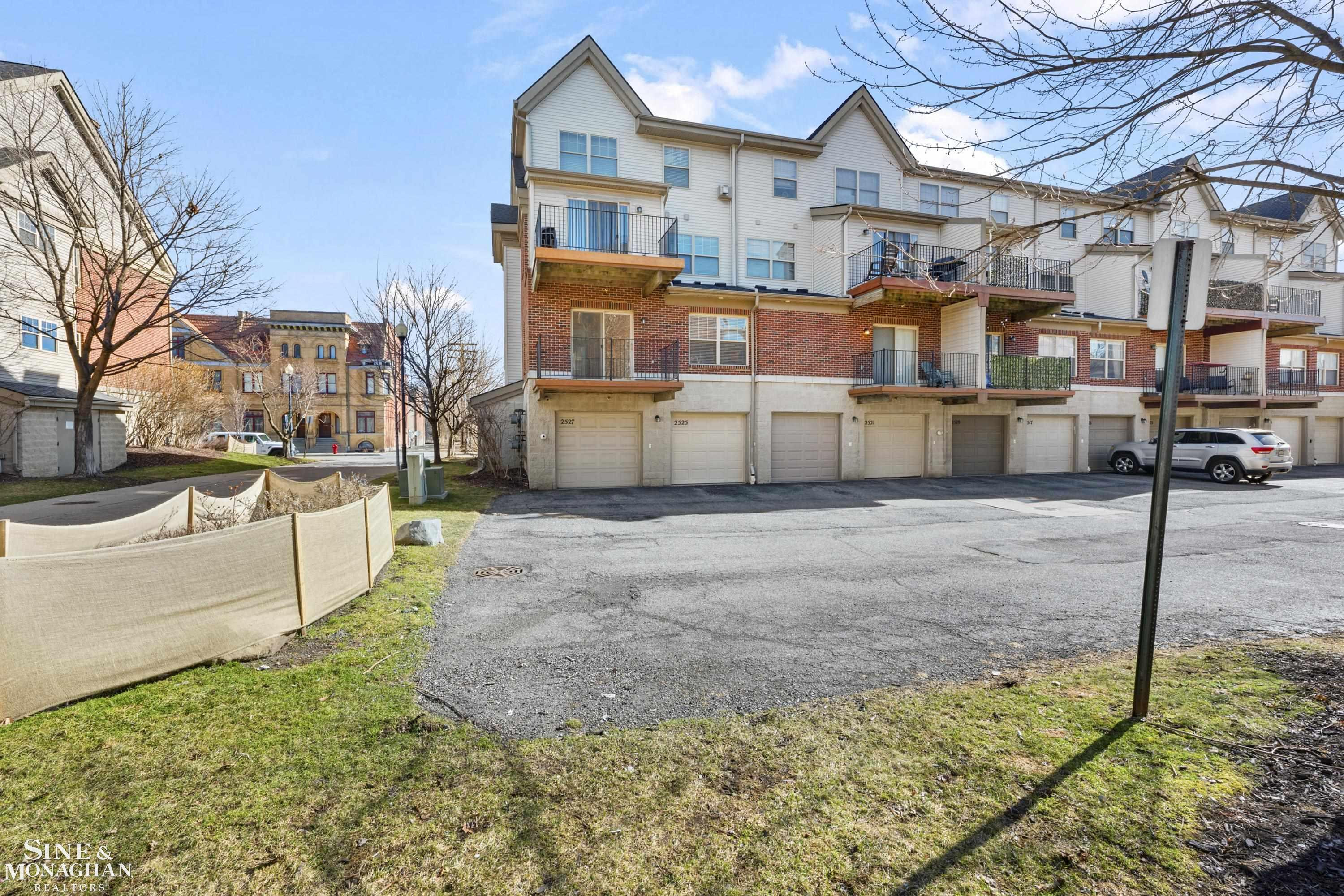 2527 John R Street, Detroit, MI 48201 — Photo 39