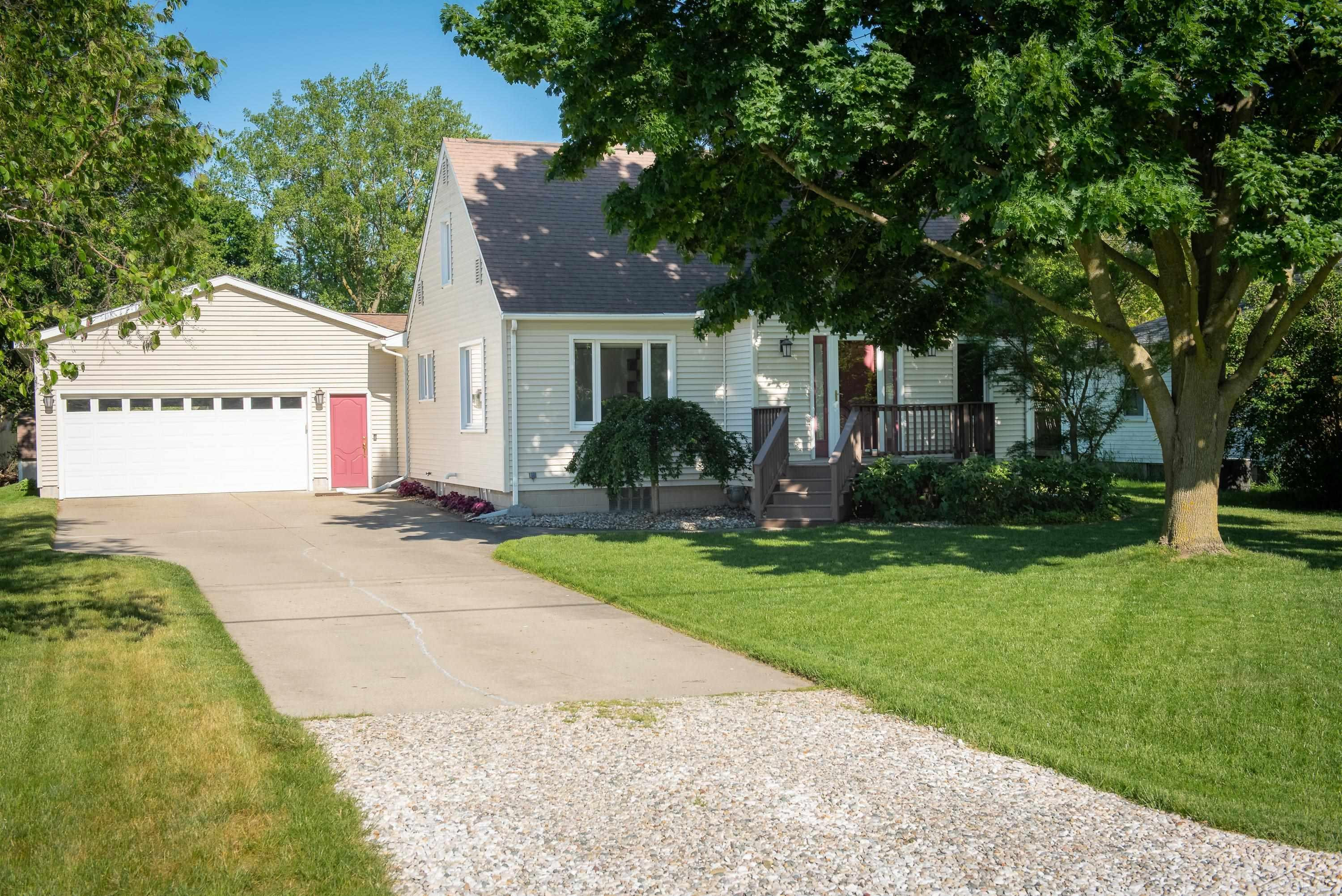 4651 Monitor Road, Bay City, MI 48706 — front exterior