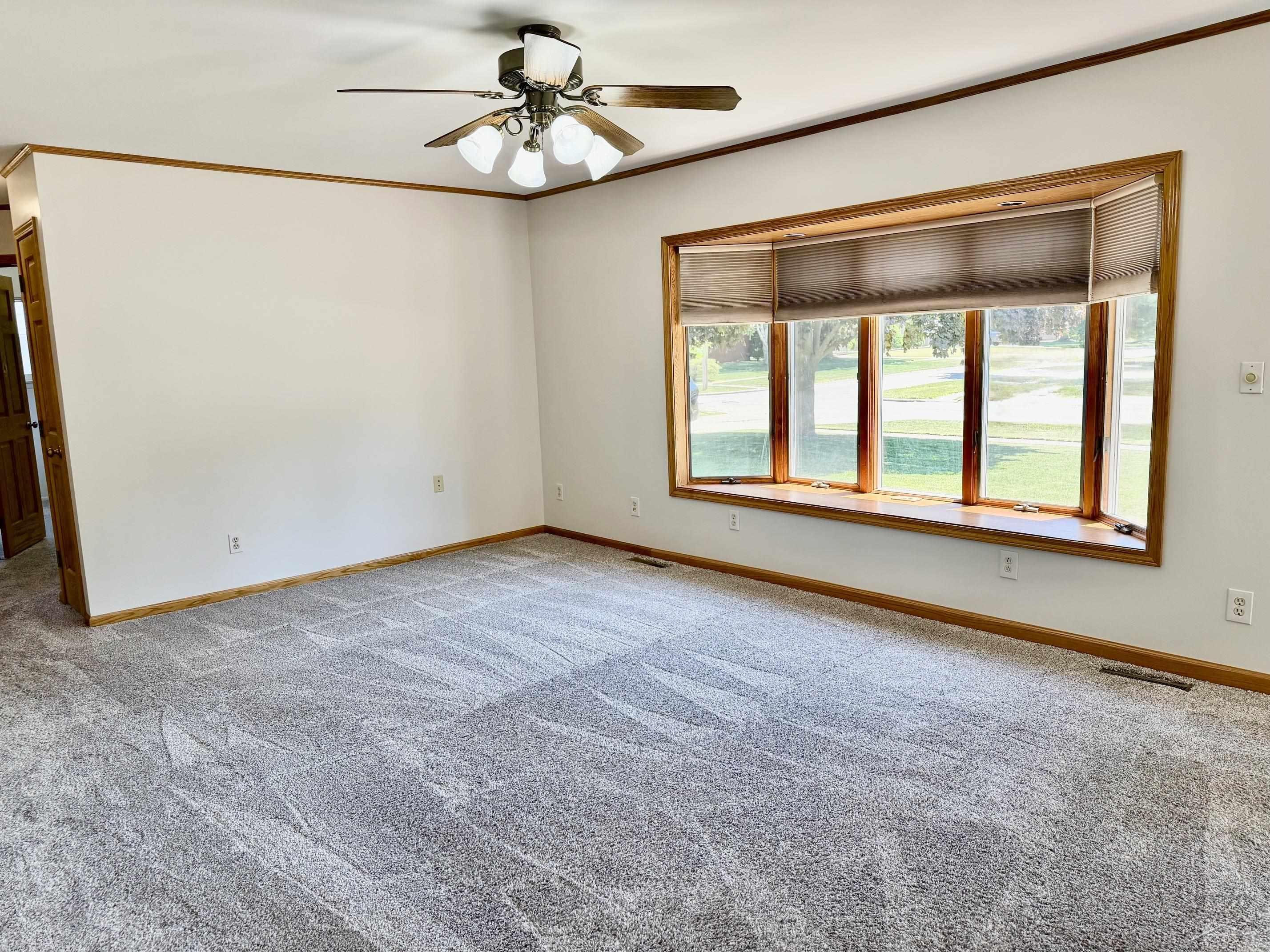 4938 Buckthorne Drive, Saginaw, MI 48603 — Photo 4
