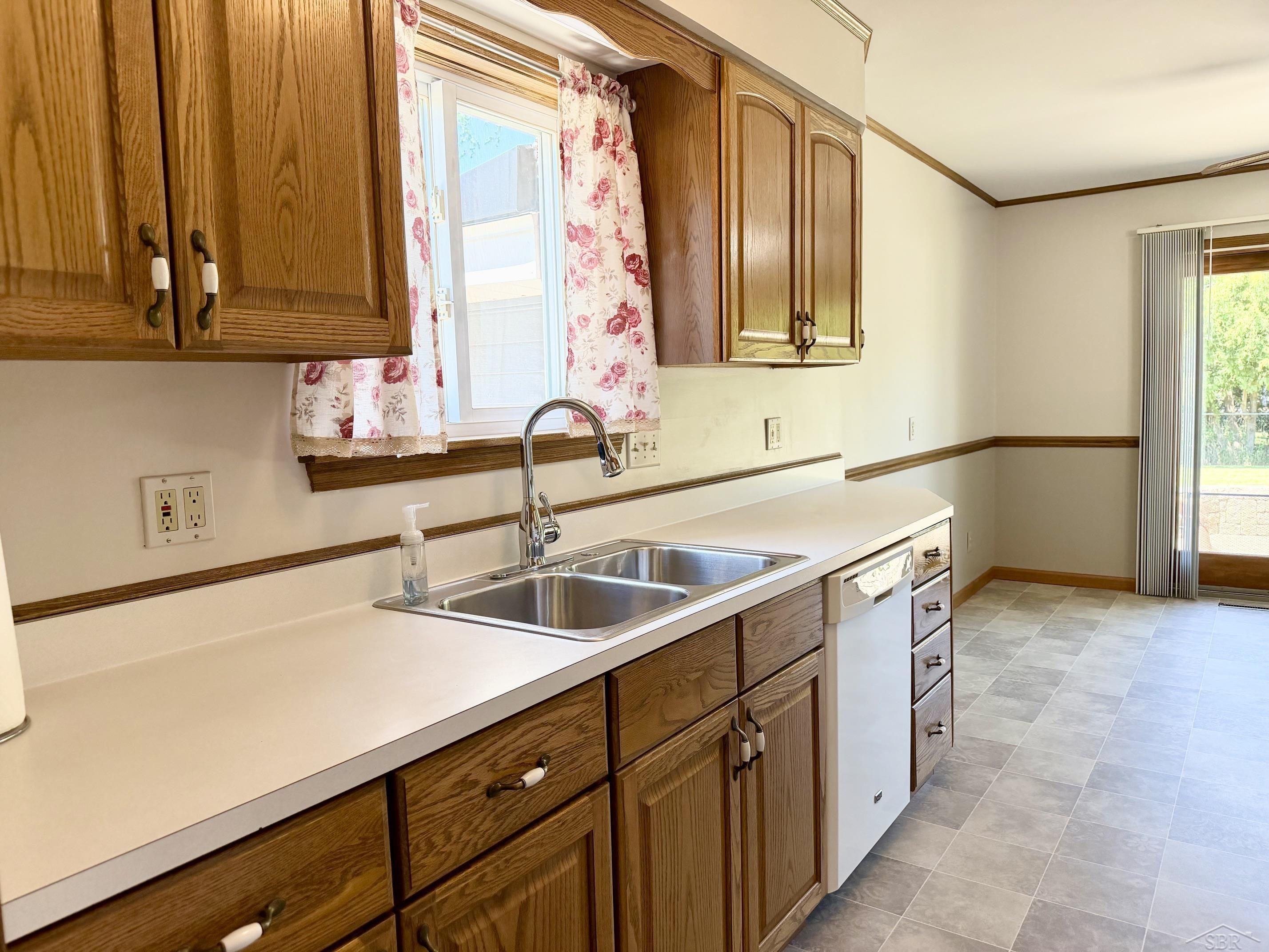 4938 Buckthorne Drive, Saginaw, MI 48603 — Photo 6