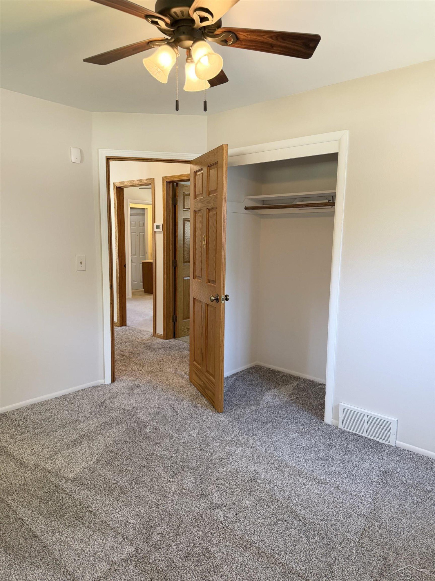 4938 Buckthorne Drive, Saginaw, MI 48603 — Photo 11