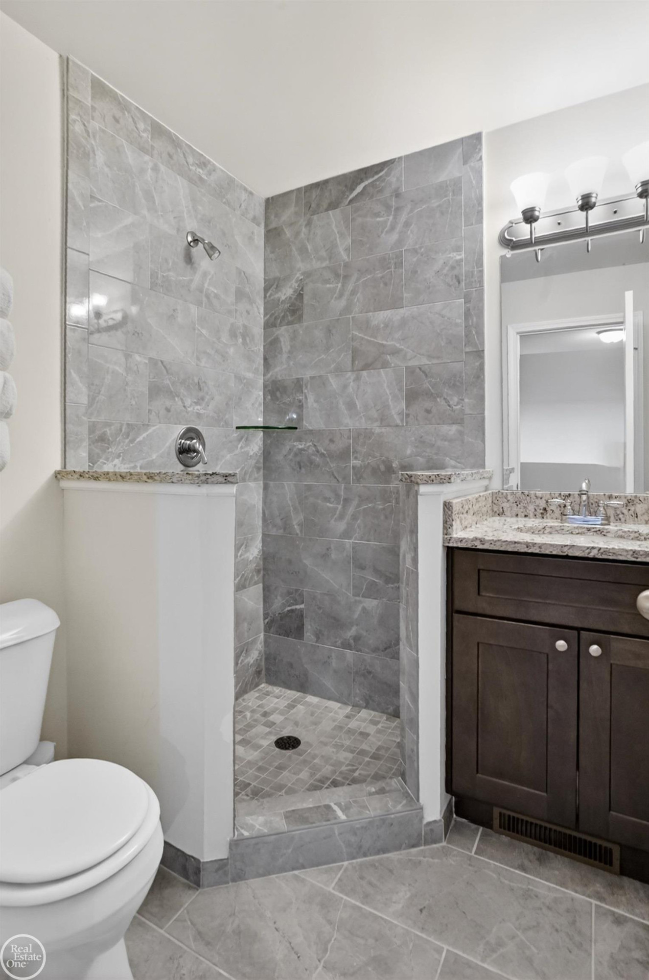 33751 Au Sable Drive, MI 48047 — Photo 18