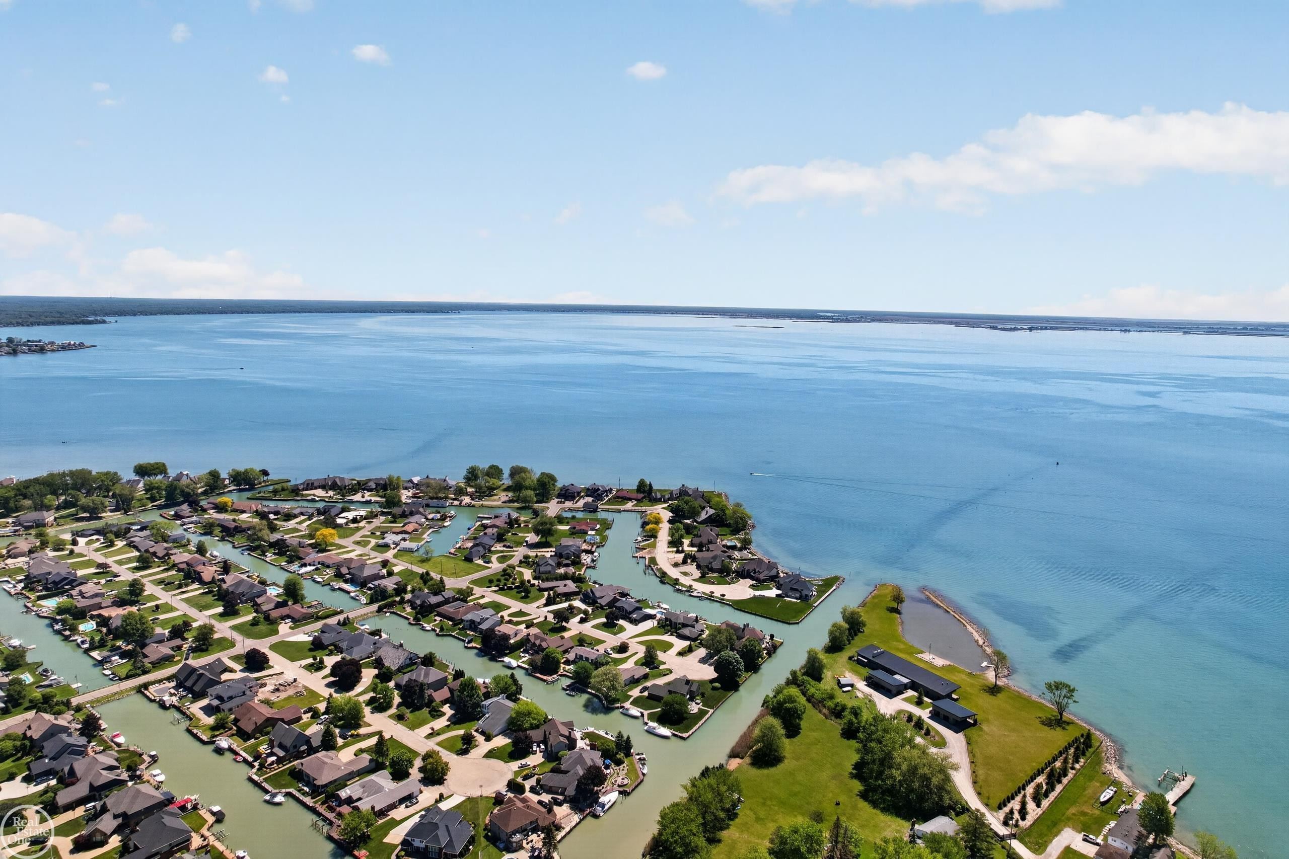 33751 Au Sable Drive, MI 48047 — Photo 27