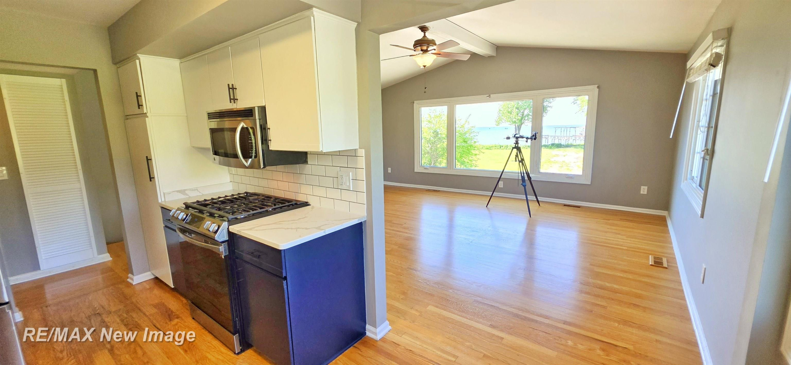 204 Lac Ste Claire Drive, Unit 8, Saint Clair Shores, MI 48082 — Photo 18