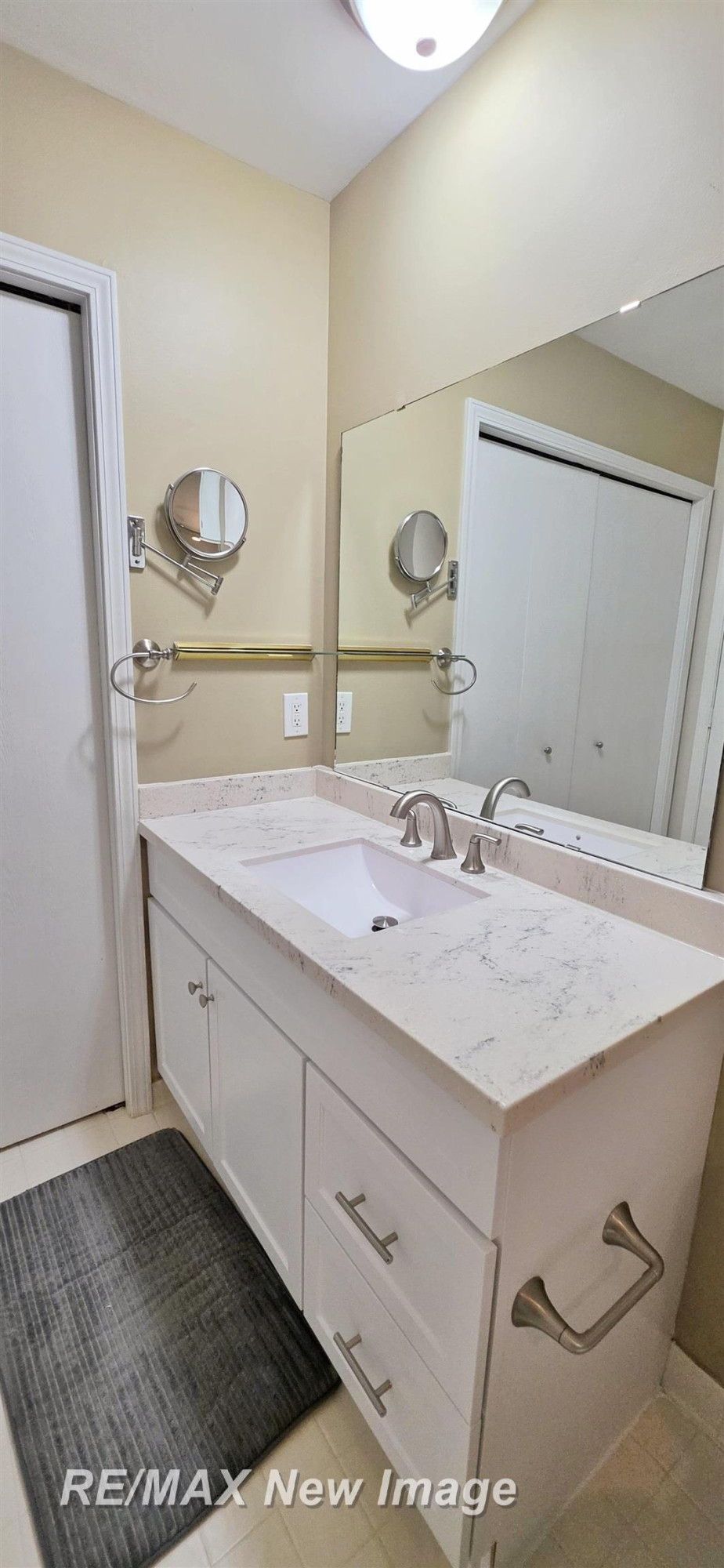204 Lac Ste Claire Drive, Unit 8, Saint Clair Shores, MI 48082 — Photo 27