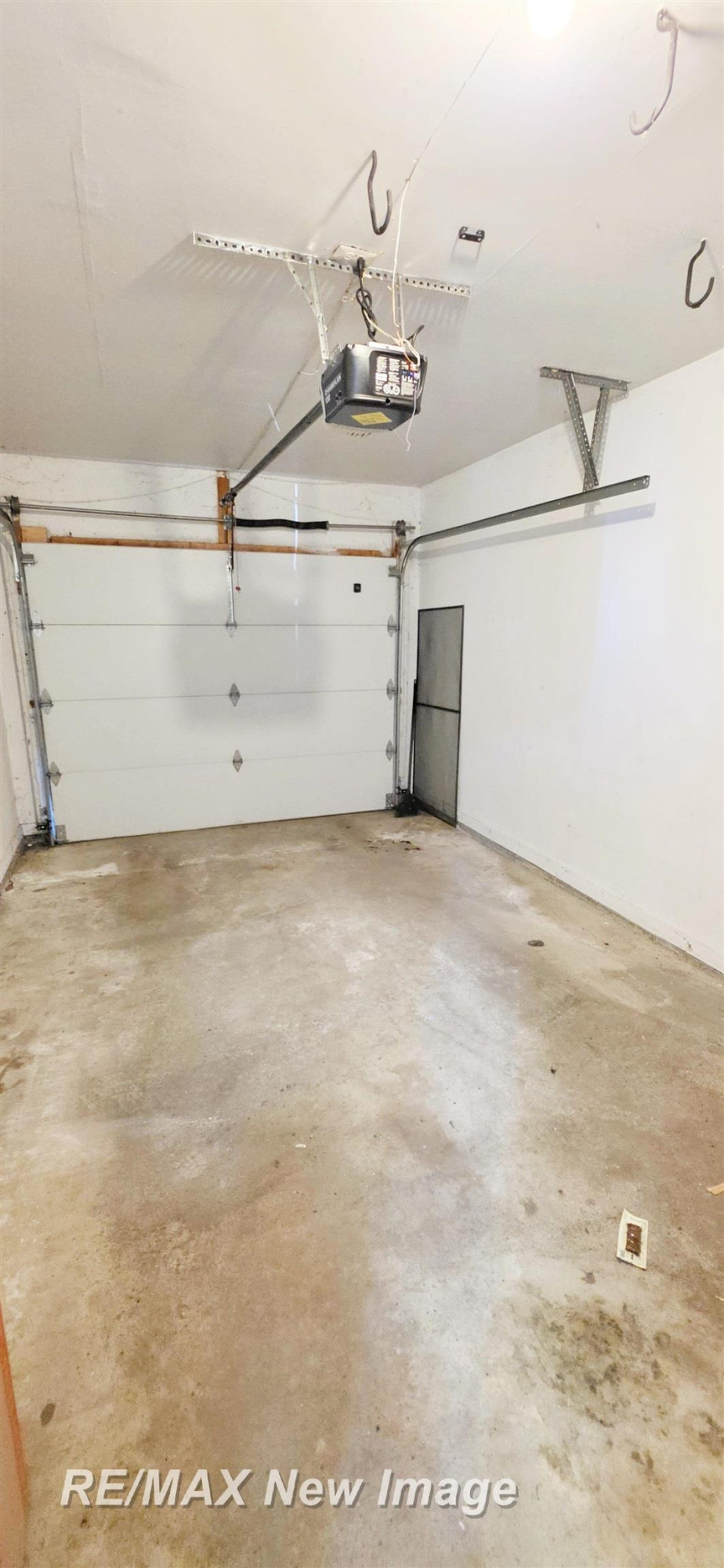 204 Lac Ste Claire Drive, Unit 8, Saint Clair Shores, MI 48082 — Photo 42