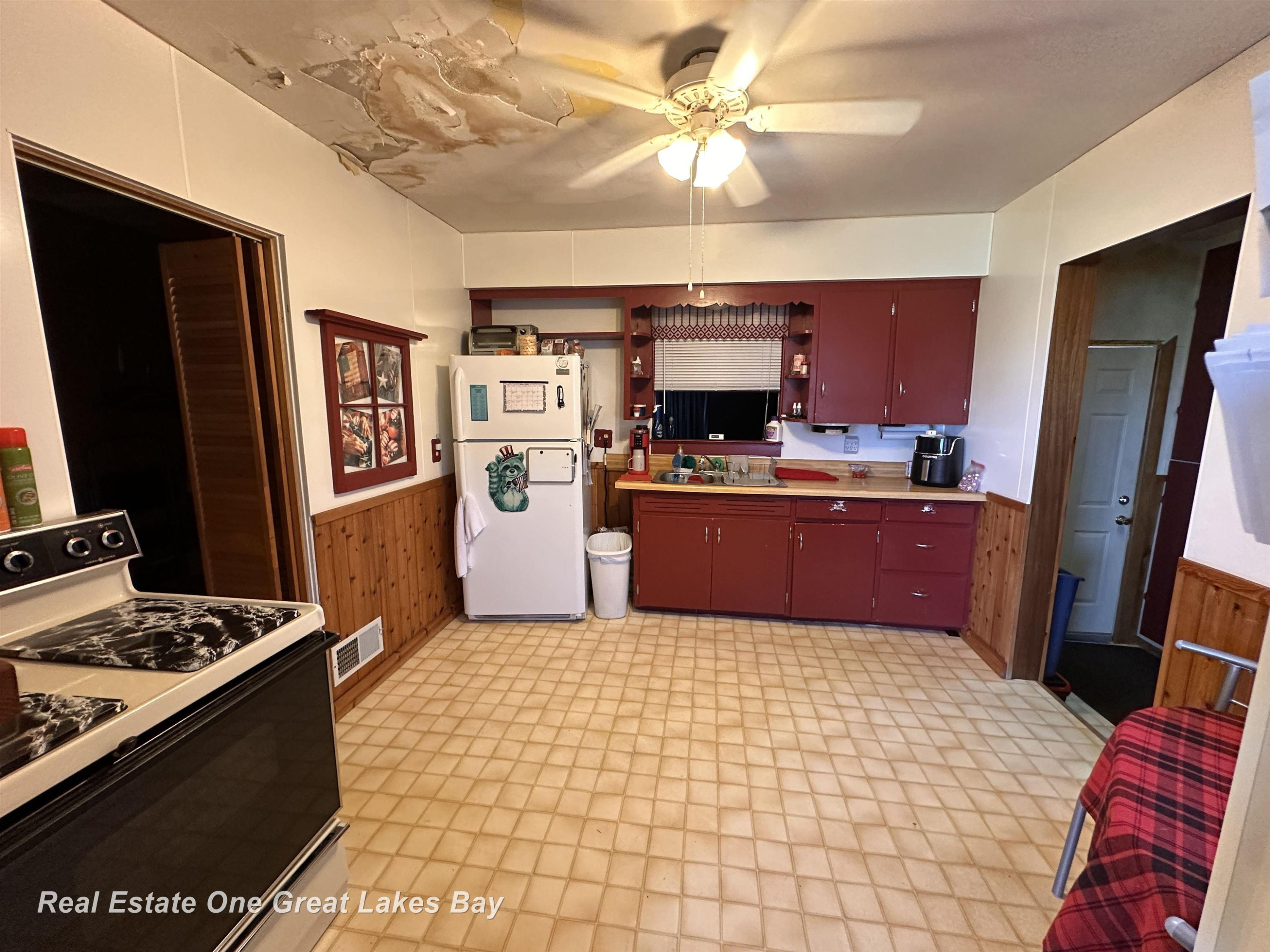 4928 Hess Road, Saginaw, MI 48601 — Photo 8