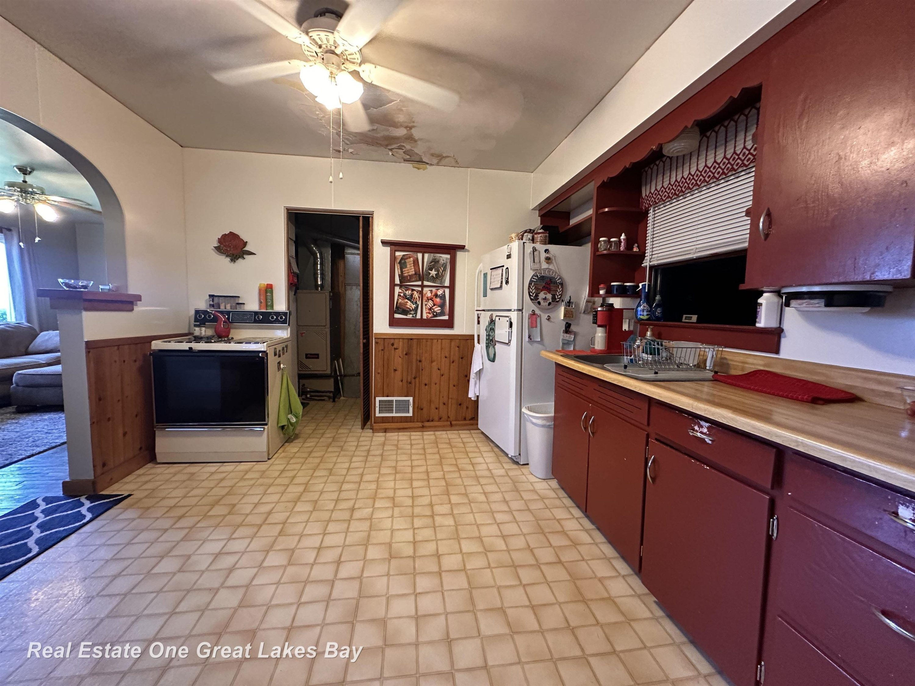 4928 Hess Road, Saginaw, MI 48601 — Photo 9