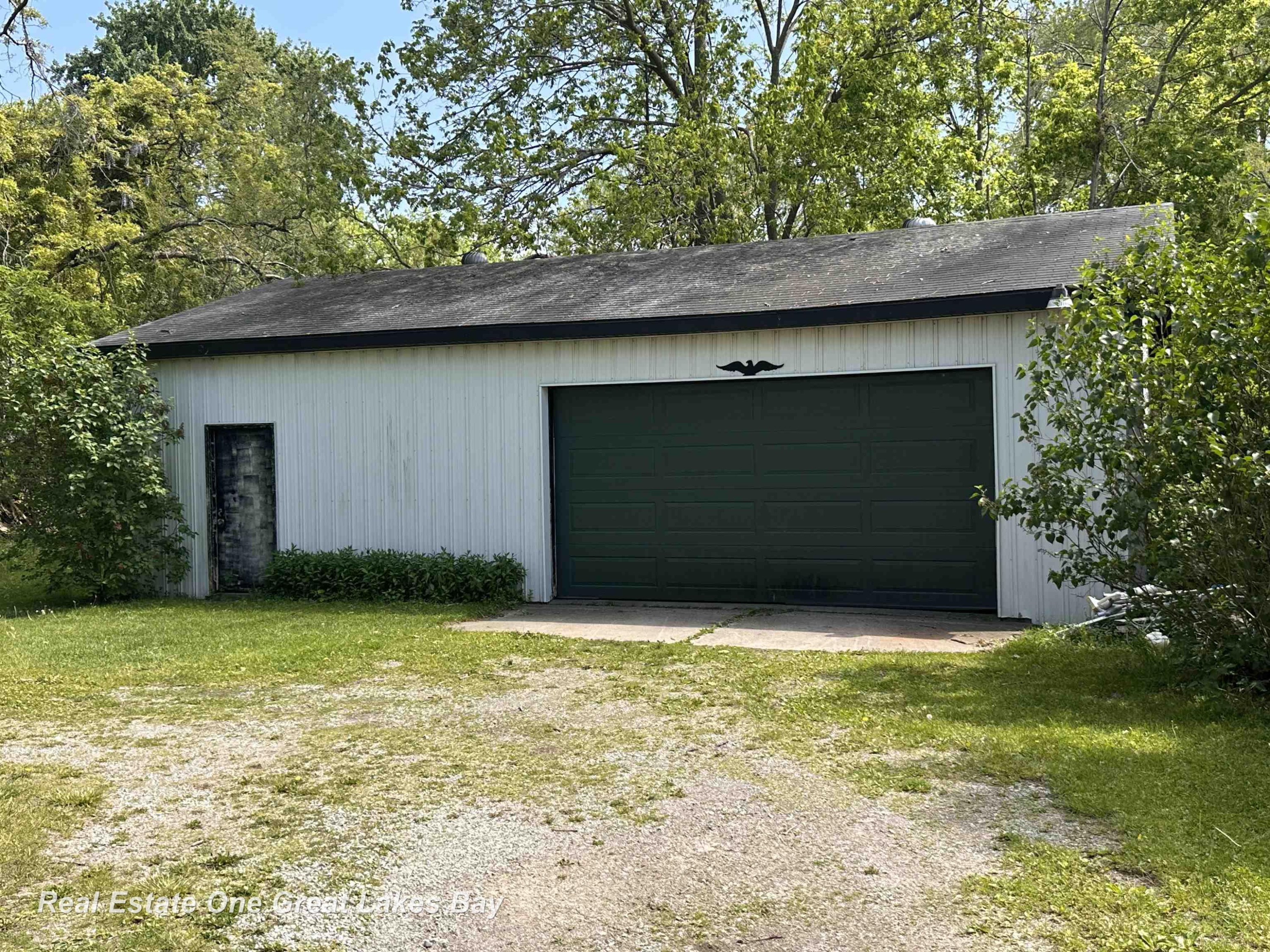 4928 Hess Road, Saginaw, MI 48601 — Photo 13