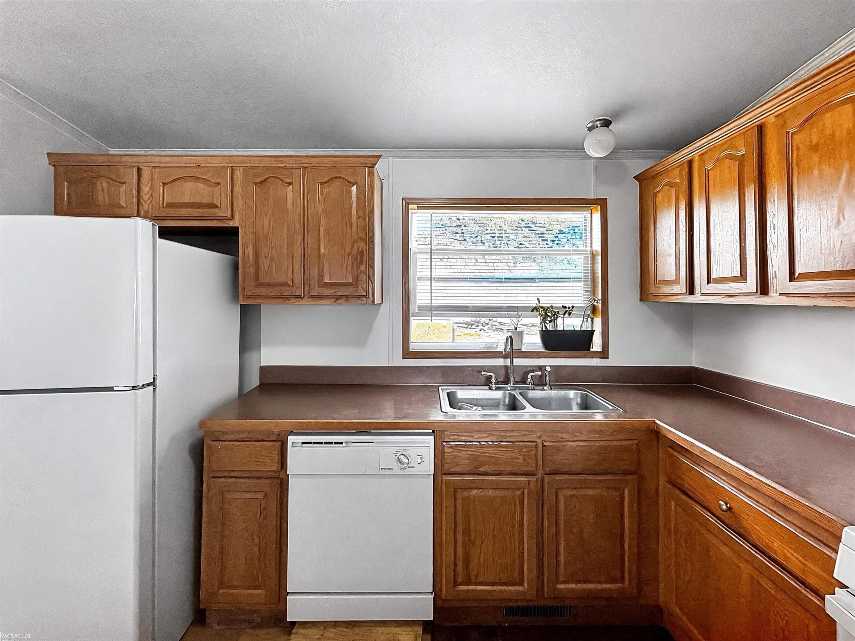 46688 Lemans Court, Macomb, MI 48044 — Photo 5