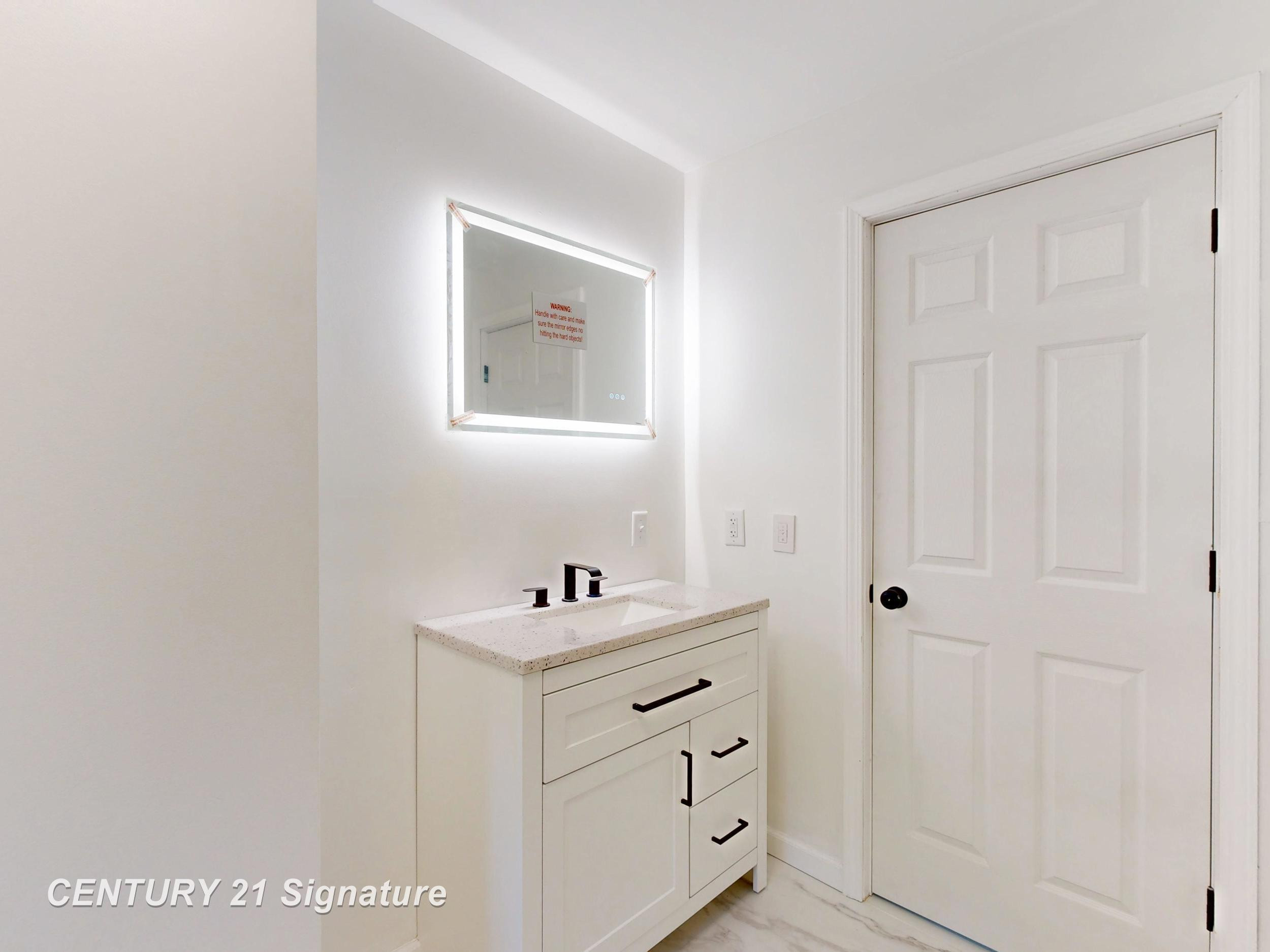 5062 Akron Street, Saginaw, MI 48601 — Photo 24