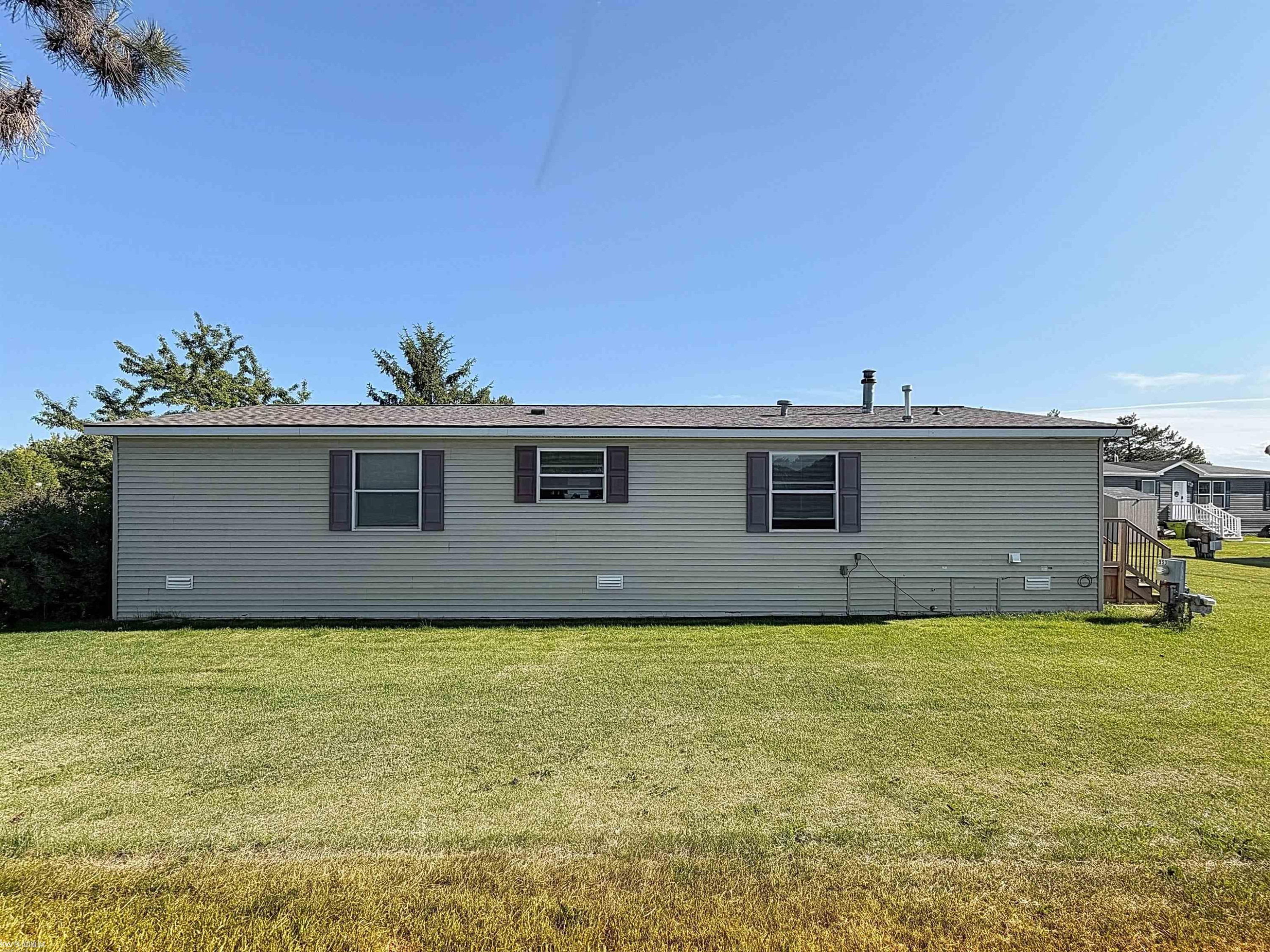 46688 Lemans Court, Macomb, MI 48044 — Photo 19