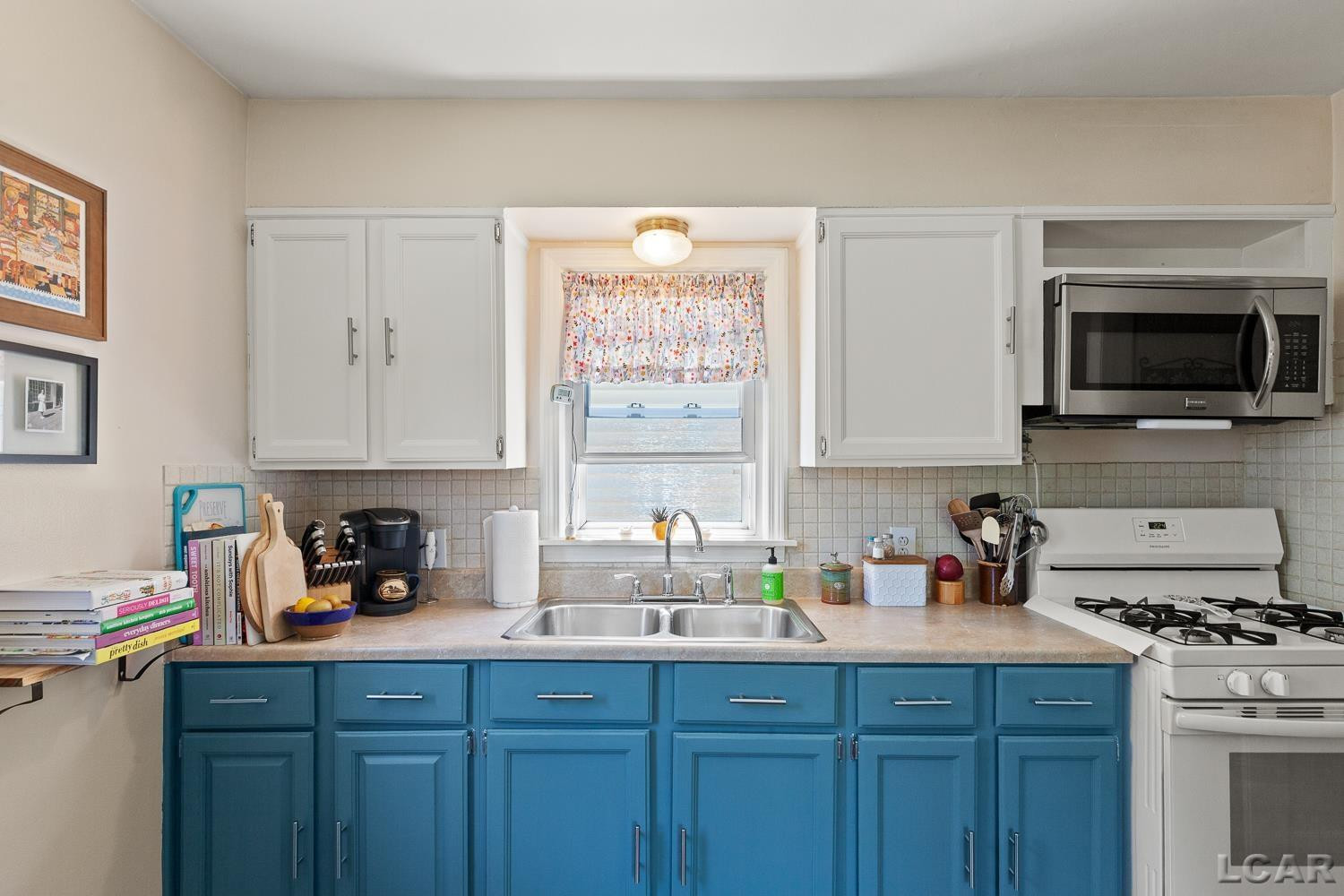 583 Riverside Avenue, Adrian, MI 49221 — Photo 10