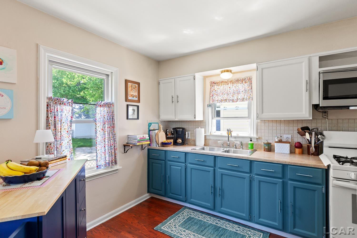 583 Riverside Avenue, Adrian, MI 49221 — Photo 11