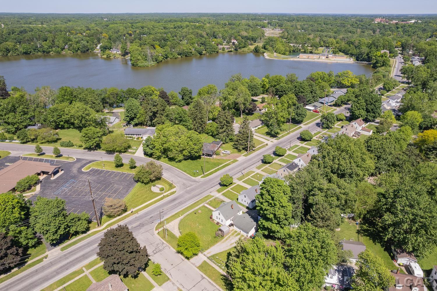 583 Riverside Avenue, Adrian, MI 49221 — Photo 28