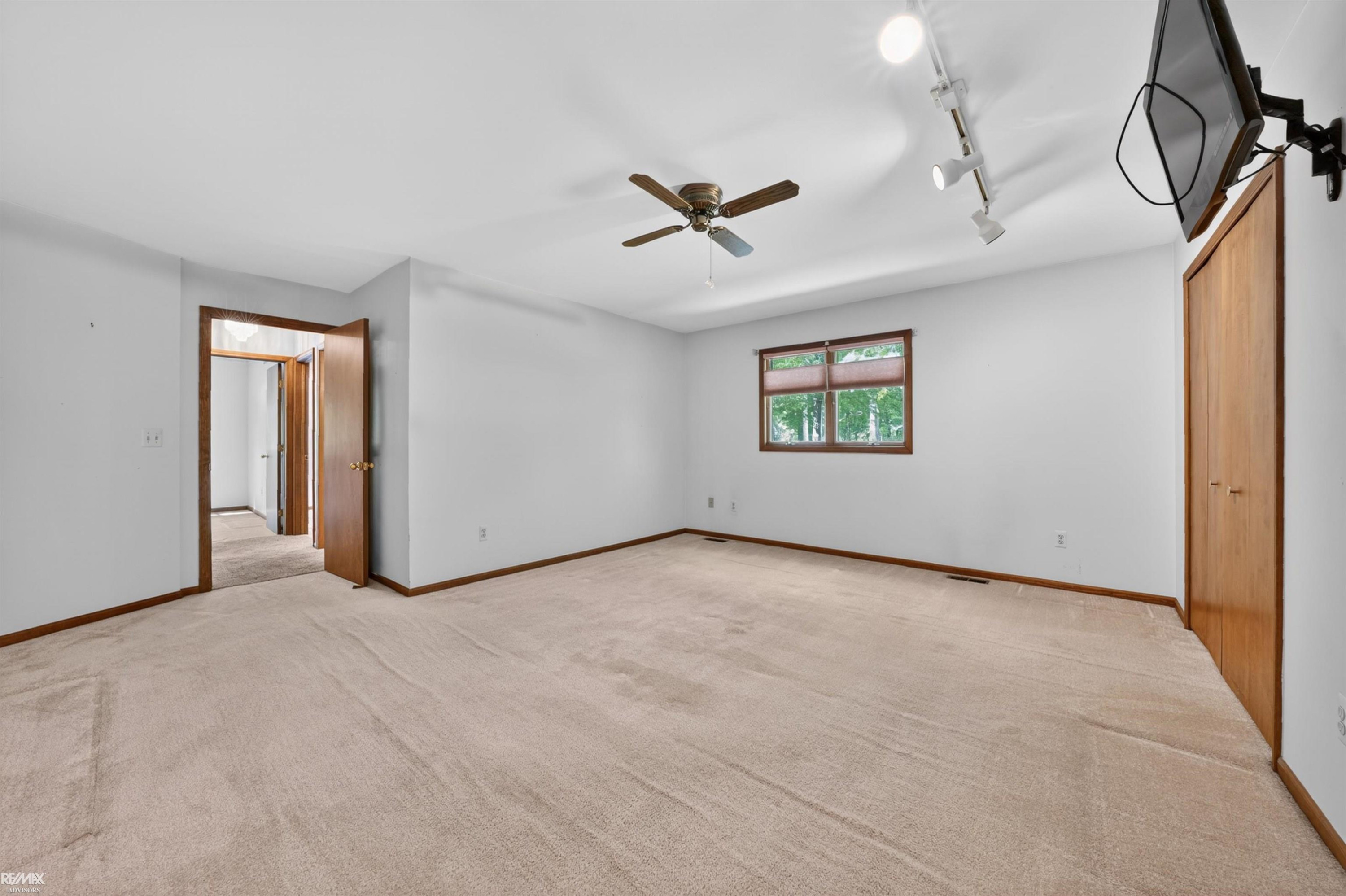 6440 Benoit Road, MI 48001 — Photo 26