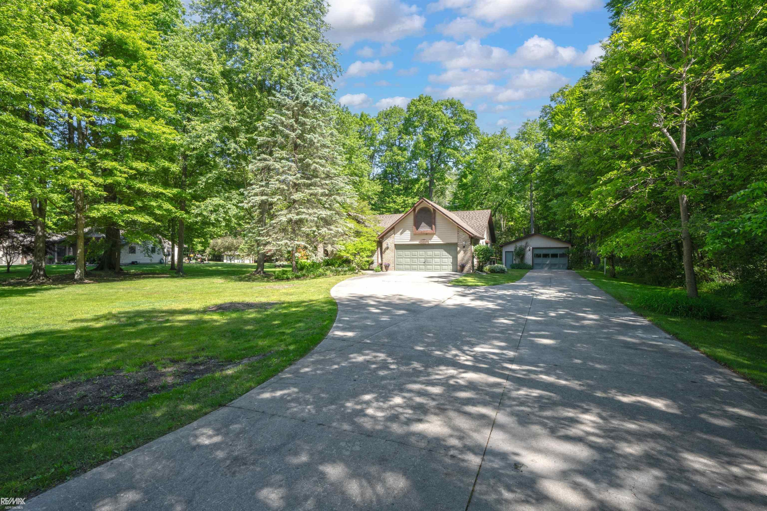6440 Benoit Road, MI 48001 — Photo 29