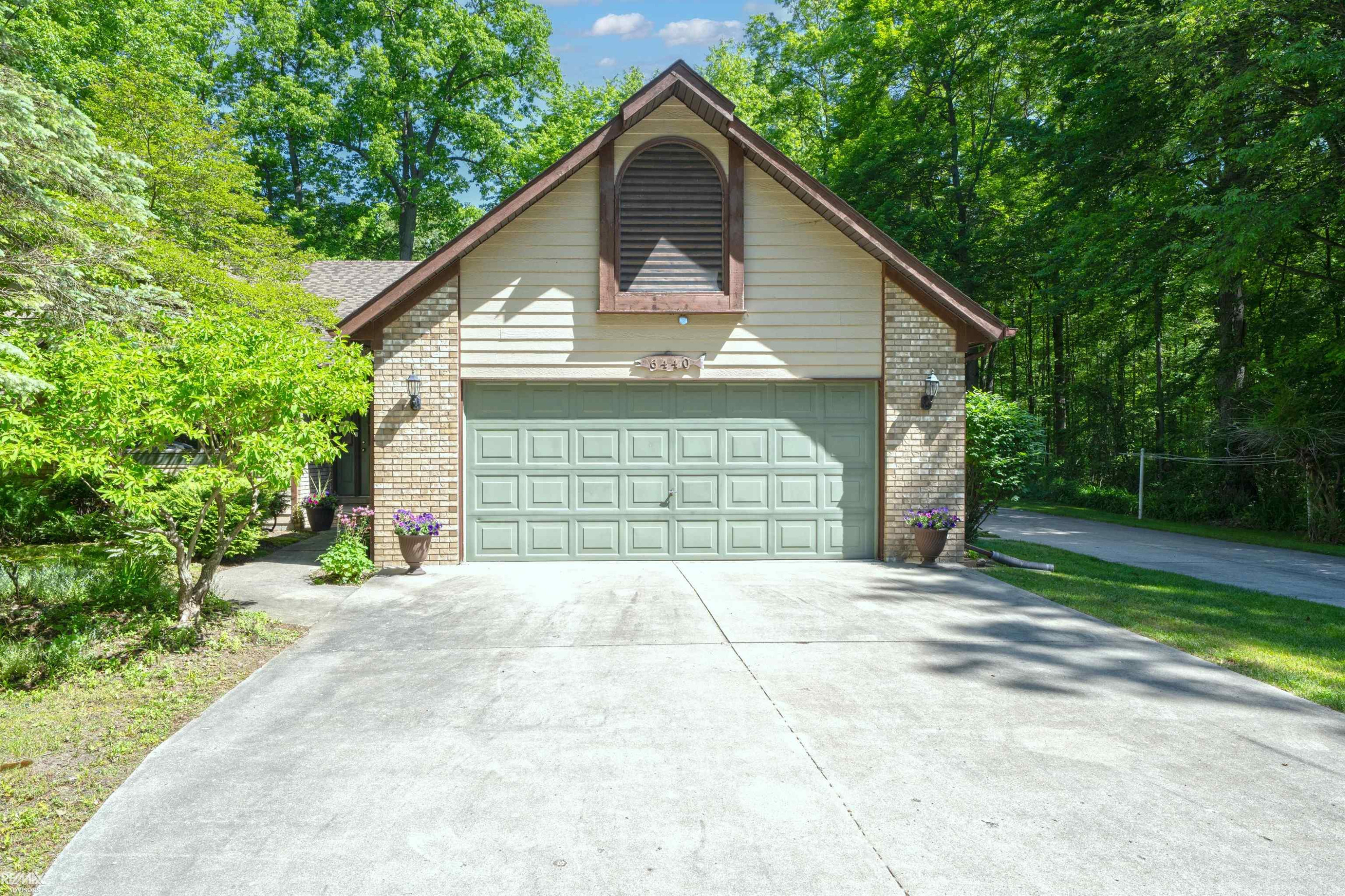 6440 Benoit Road, MI 48001 — Photo 30