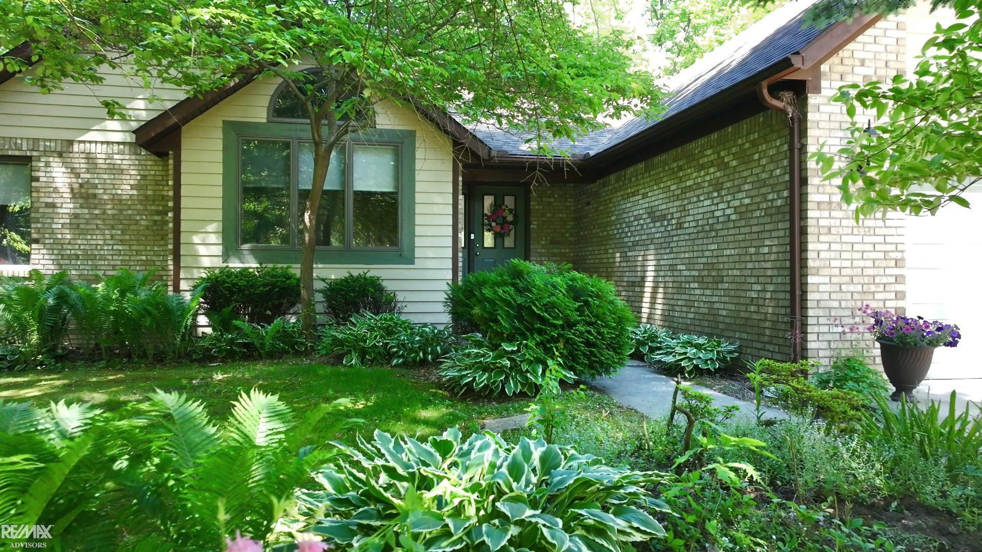 6440 Benoit Road, MI 48001 — Photo 35