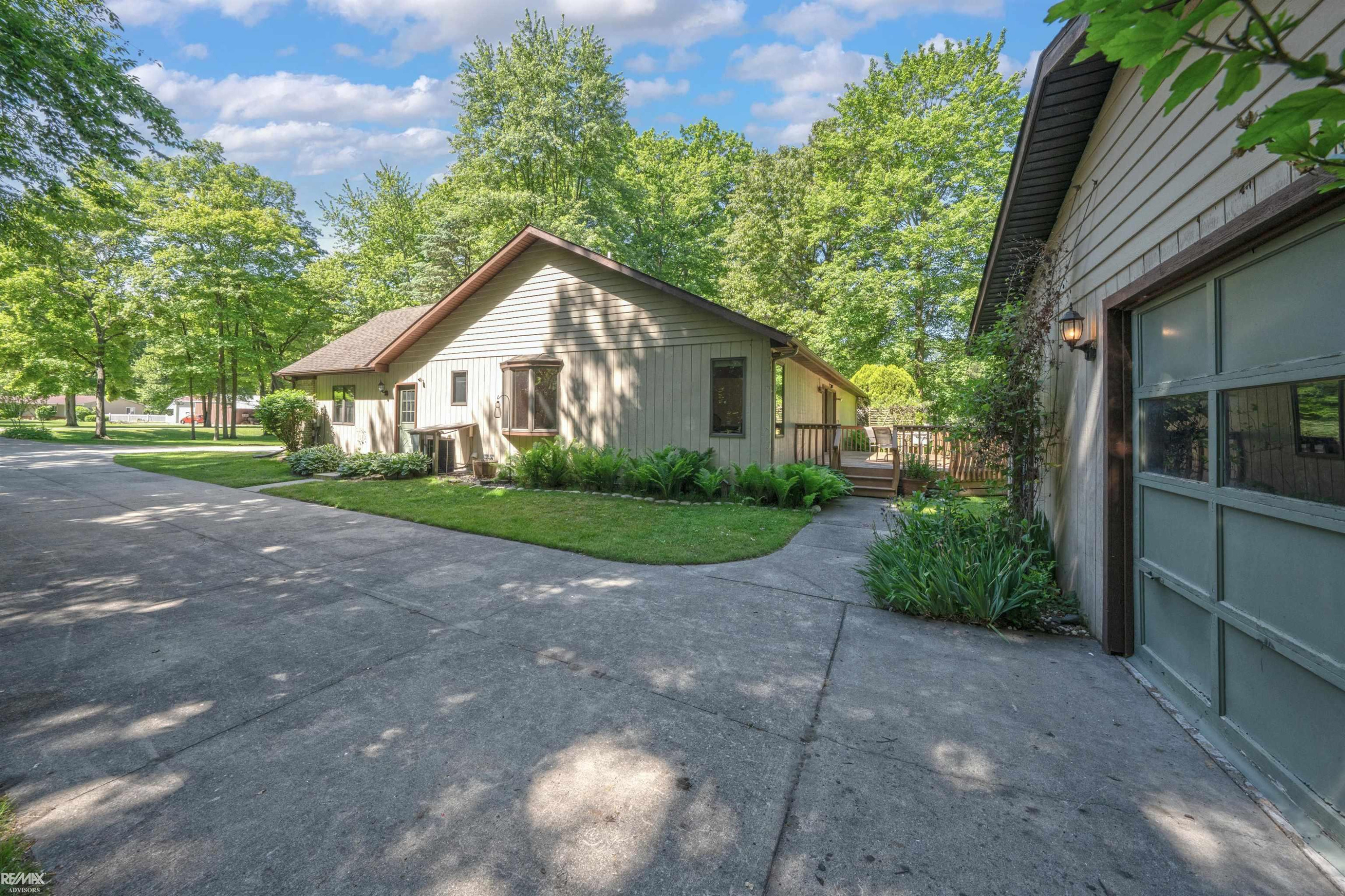 6440 Benoit Road, MI 48001 — Photo 37