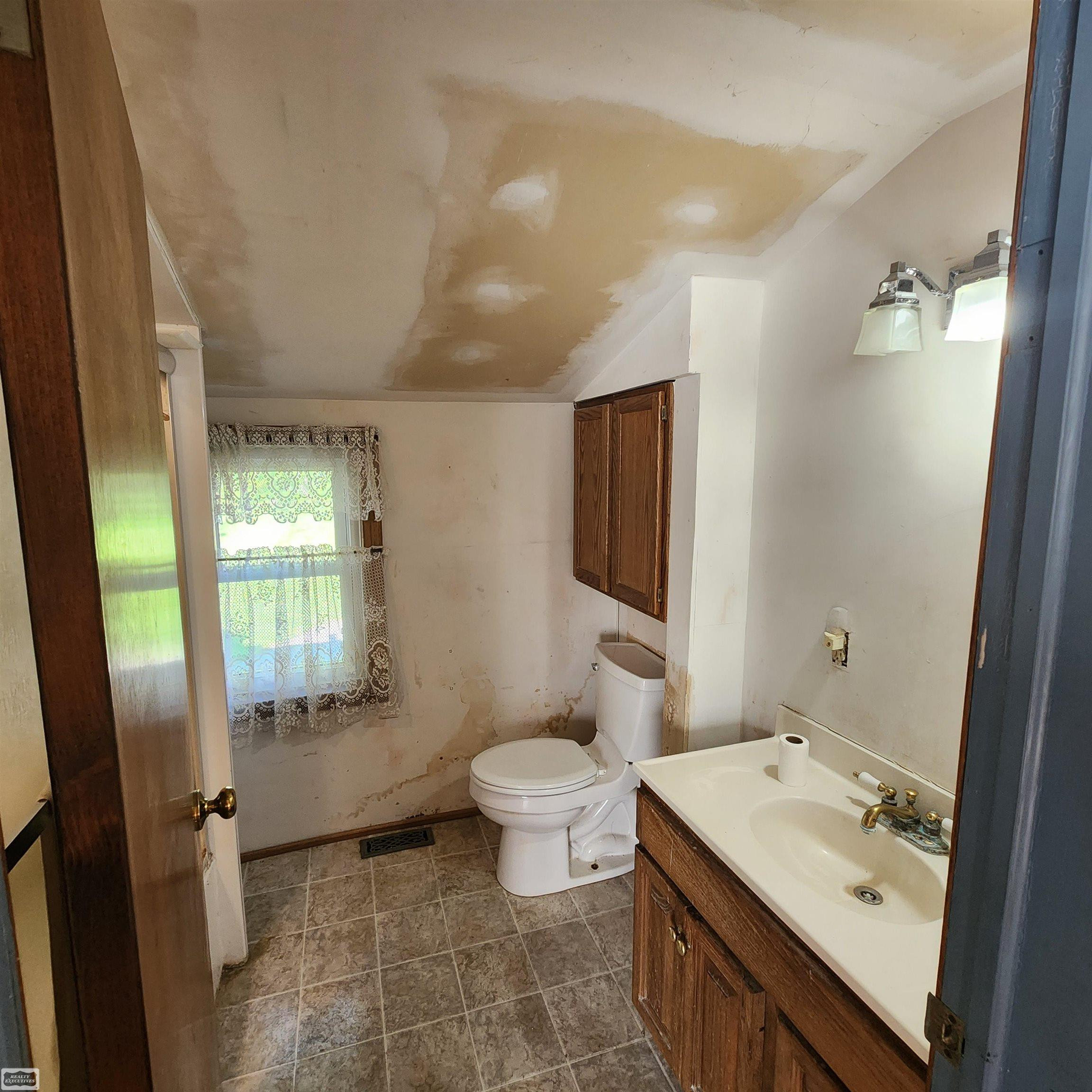 73385 Floral Street, MI — Photo 9