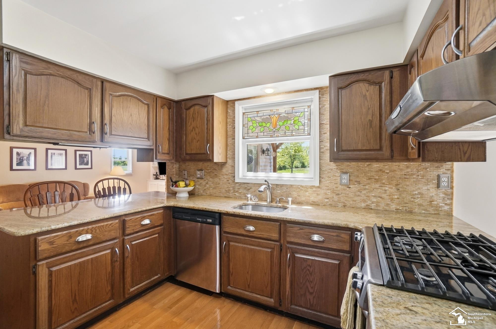 7792 S Huron River Drive, MI — Photo 19