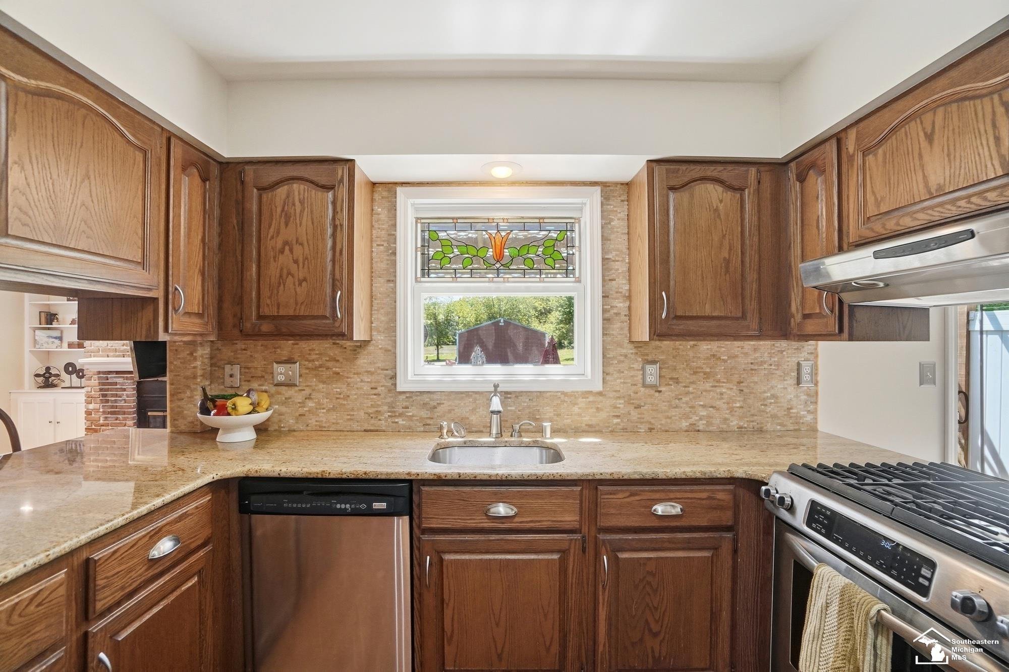 7792 S Huron River Drive, MI — Photo 20