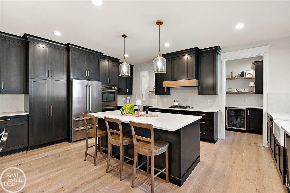 52801 Royal Park Avenue, Unit #6, Shelby Twp, MI 48315 — Photo 9
