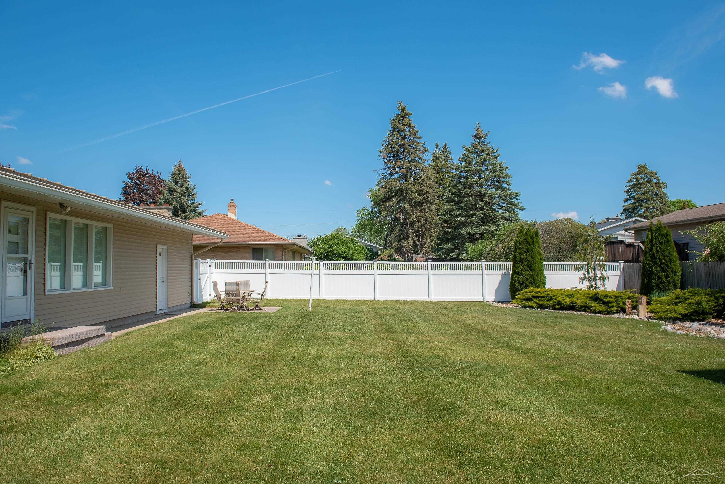 2672 Linda Avenue, Saginaw, MI 48603 — Photo 24