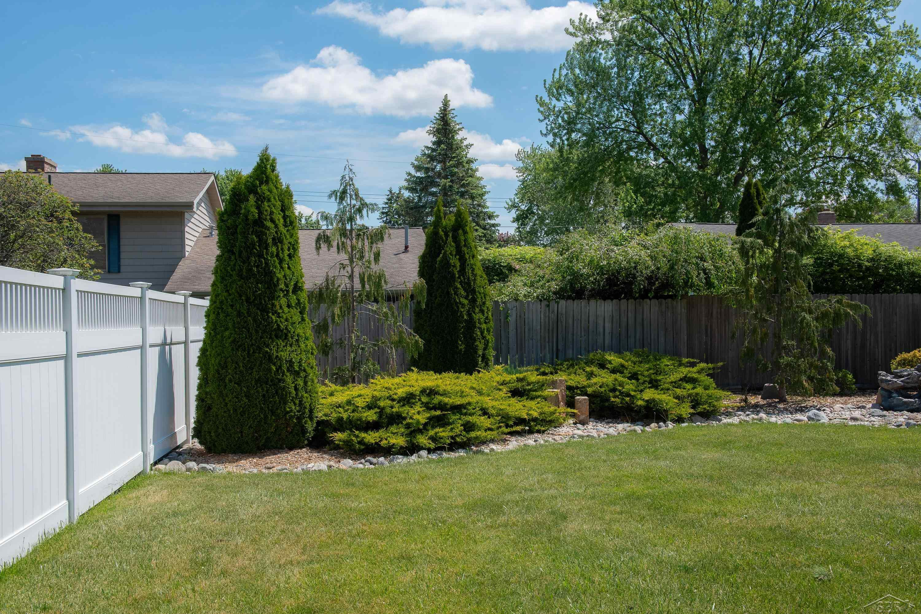 2672 Linda Avenue, Saginaw, MI 48603 — Photo 25