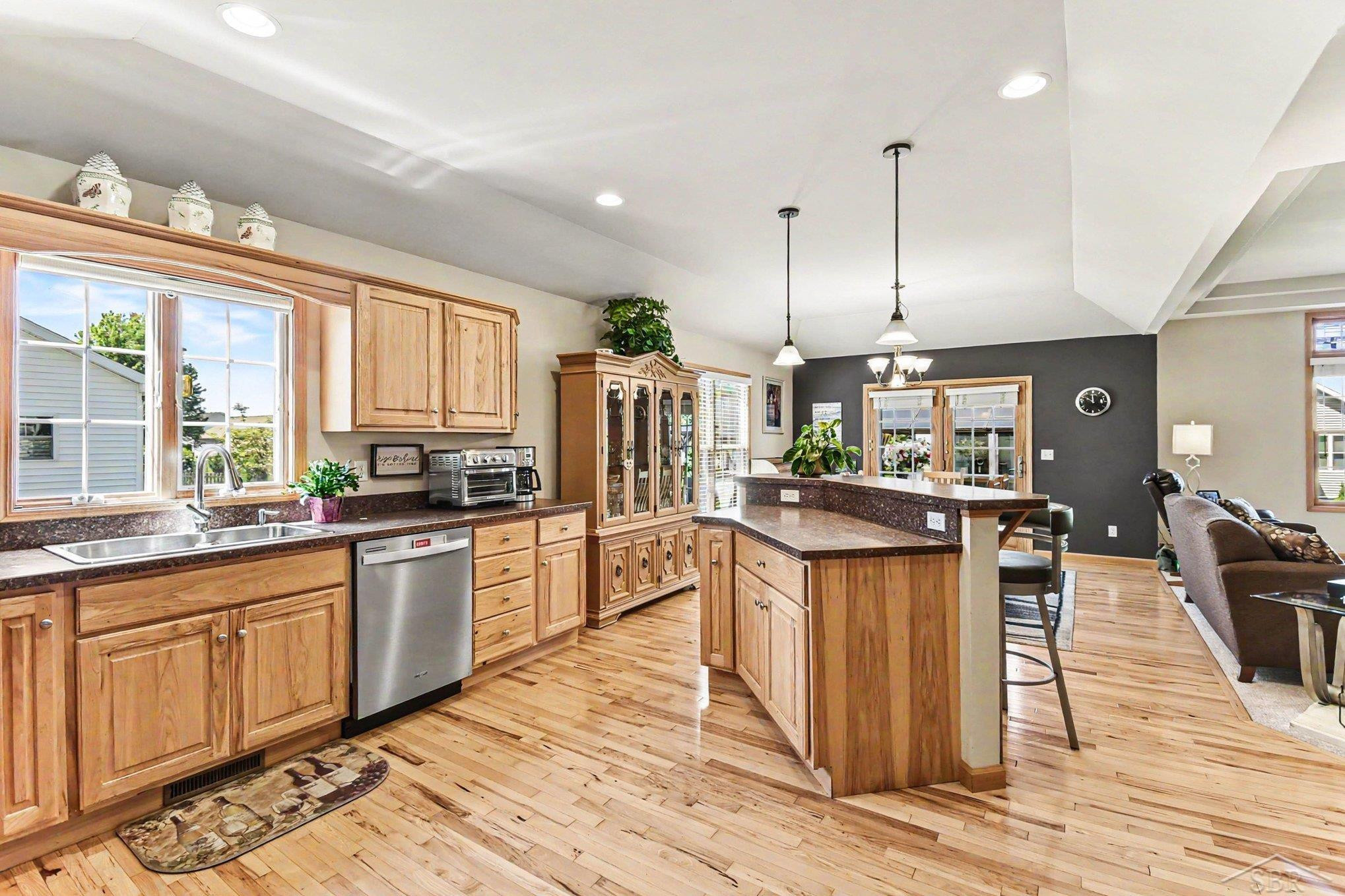 3807 Wild Pine Drive, Saginaw, MI 48603 — Photo 9
