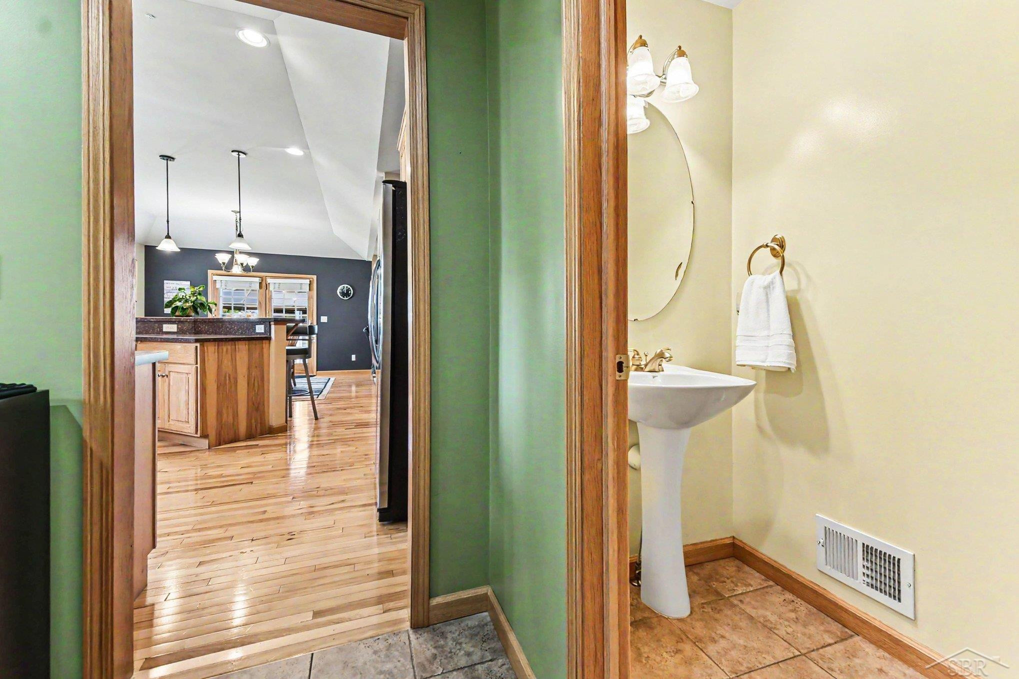 3807 Wild Pine Drive, Saginaw, MI 48603 — Photo 14