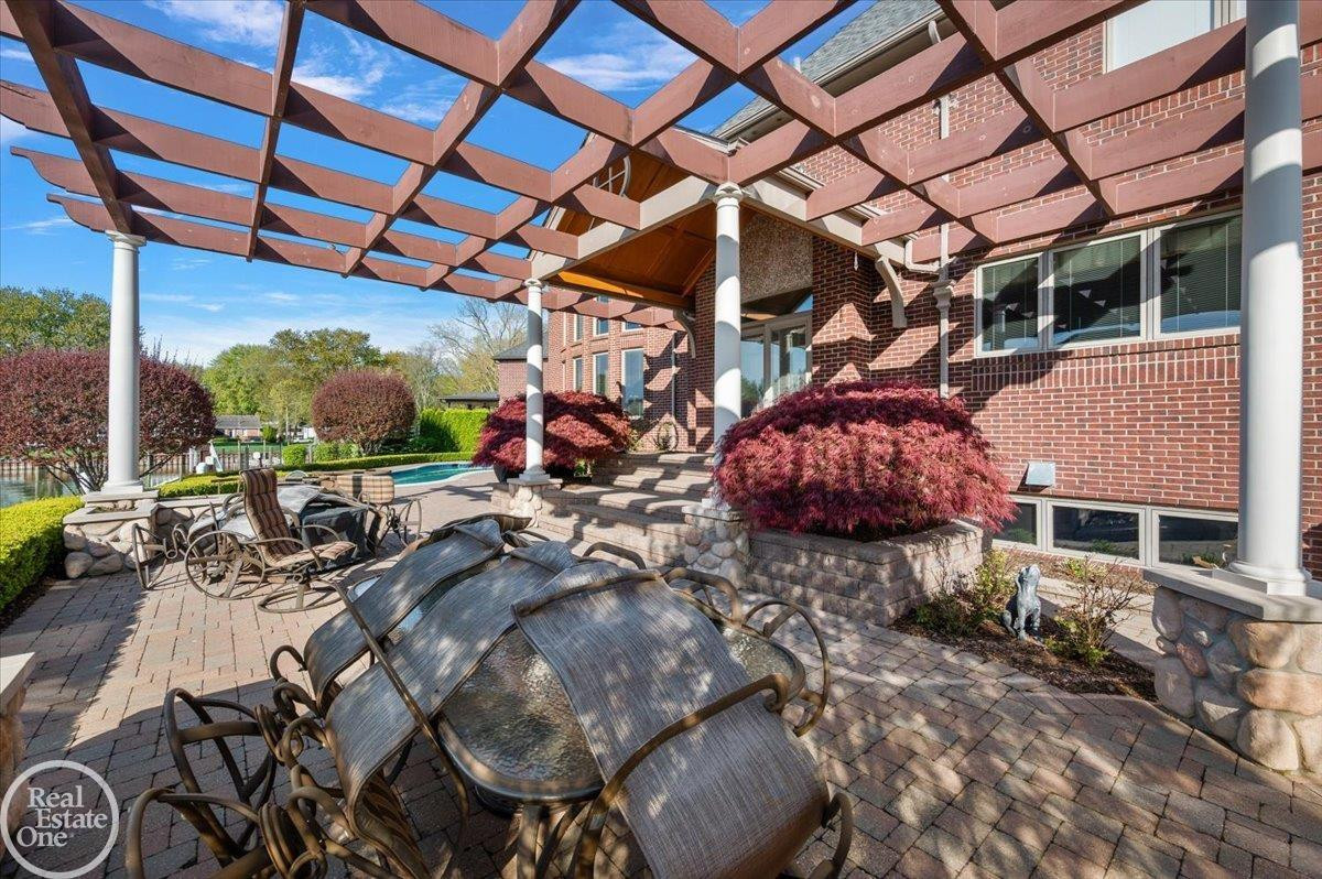 49515 Regatta Street, MI 48047 — Photo 10