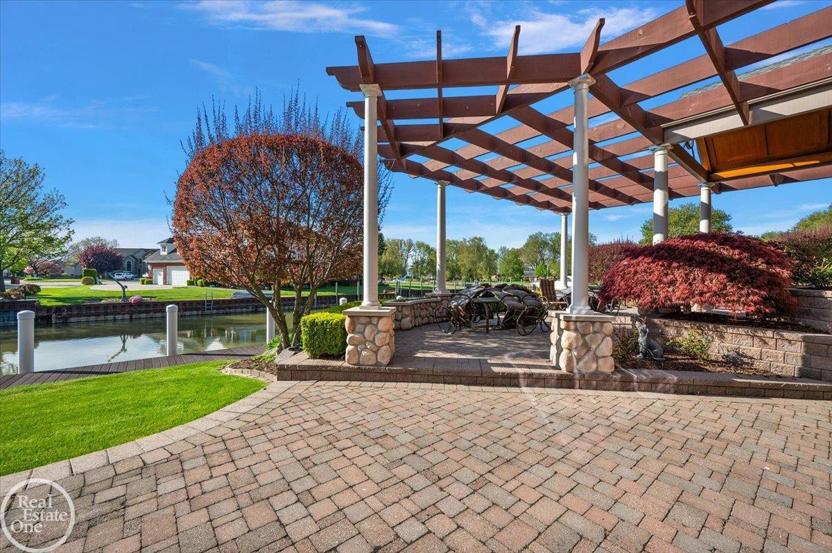 49515 Regatta Street, MI 48047 — Photo 16