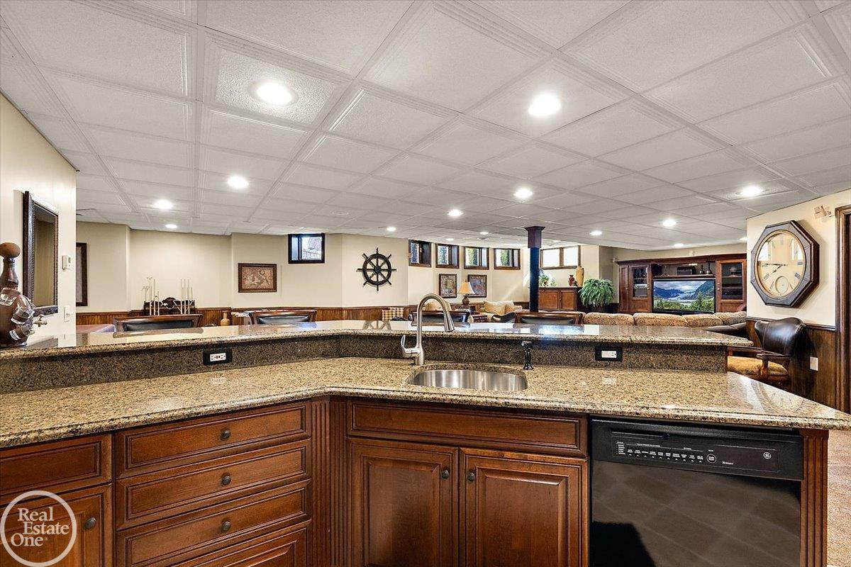 49515 Regatta Street, MI 48047 — Photo 56