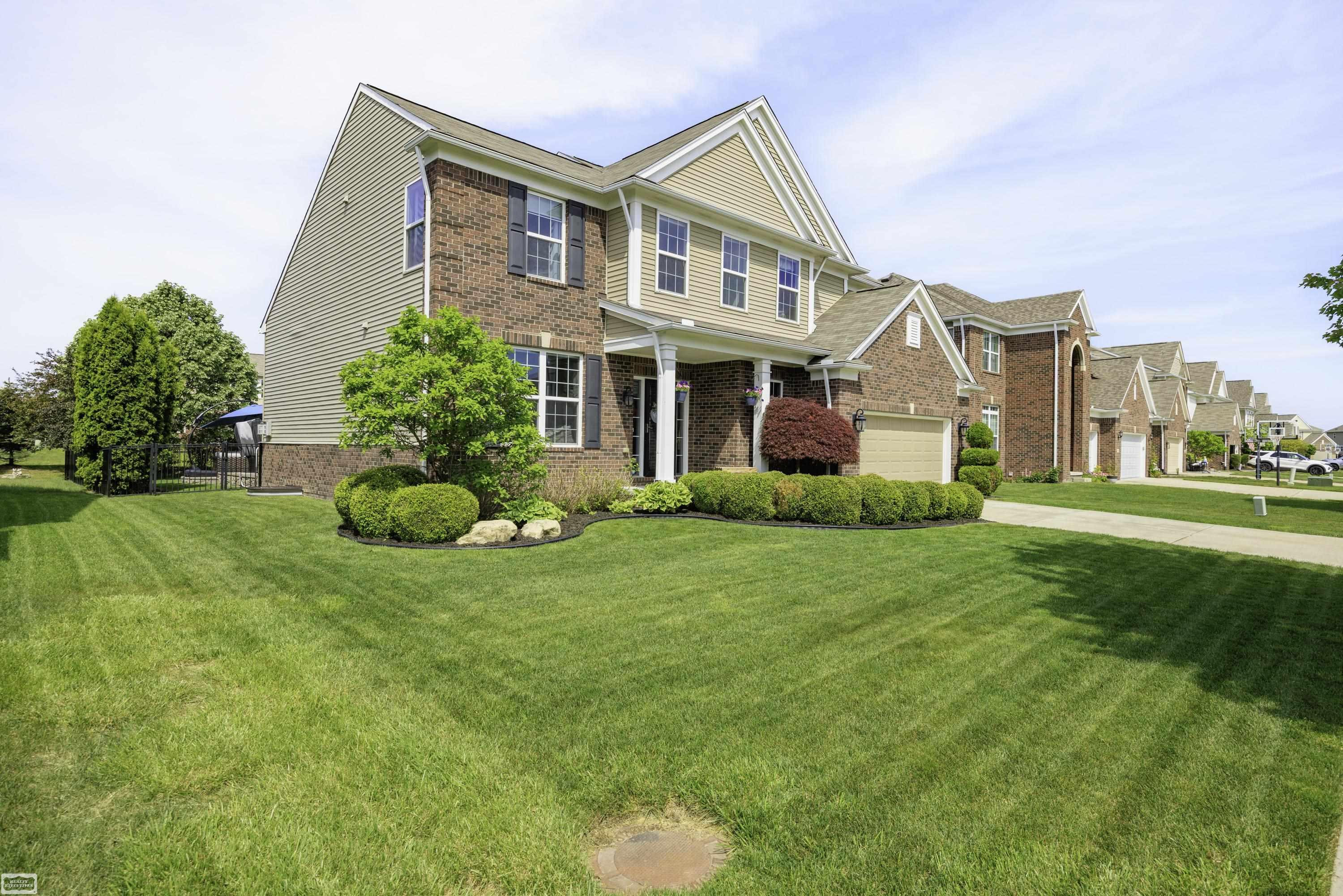 49223 Gaviota Lane, Macomb, MI 48044 — Photo 6