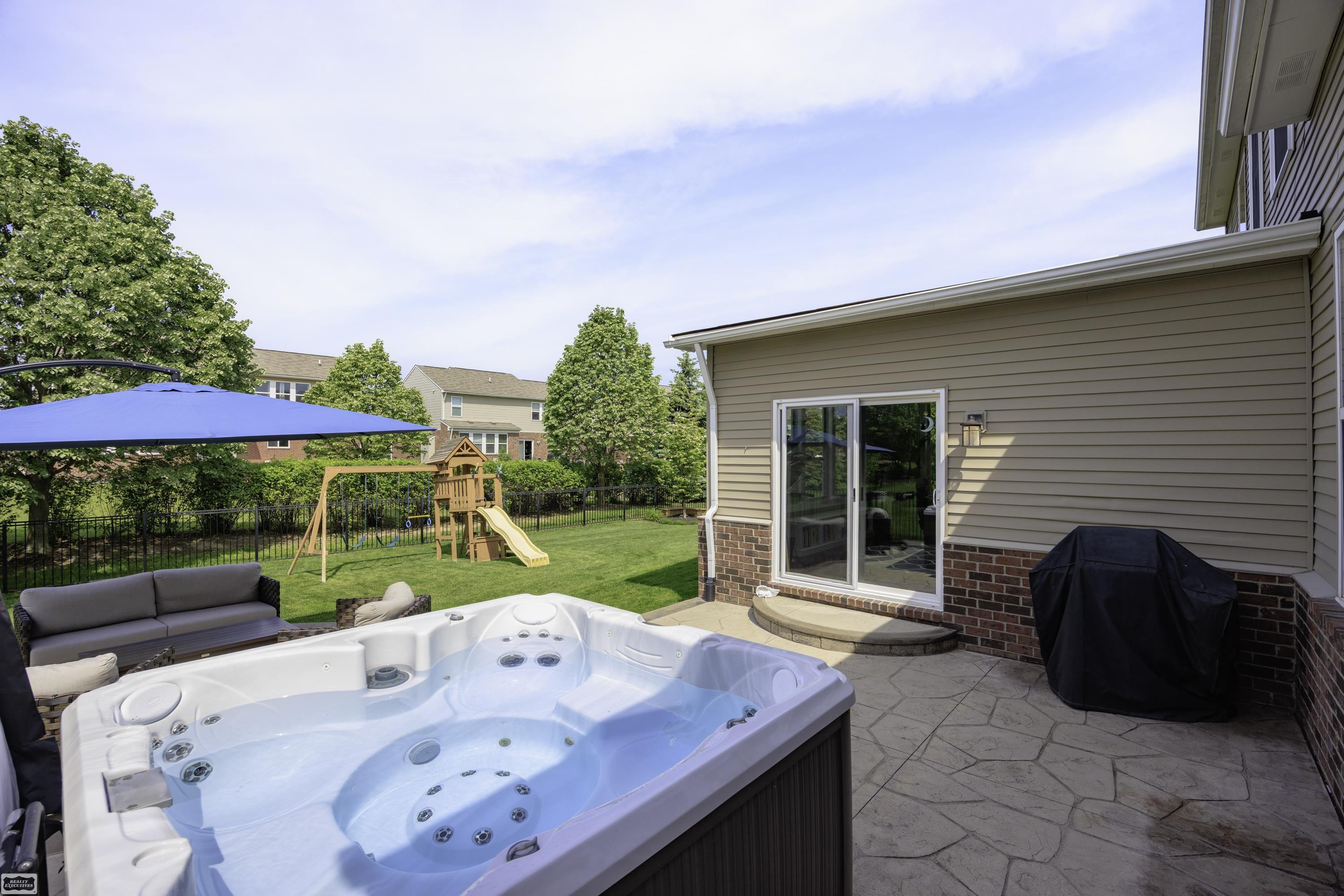 49223 Gaviota Lane, Macomb, MI 48044 — Photo 43