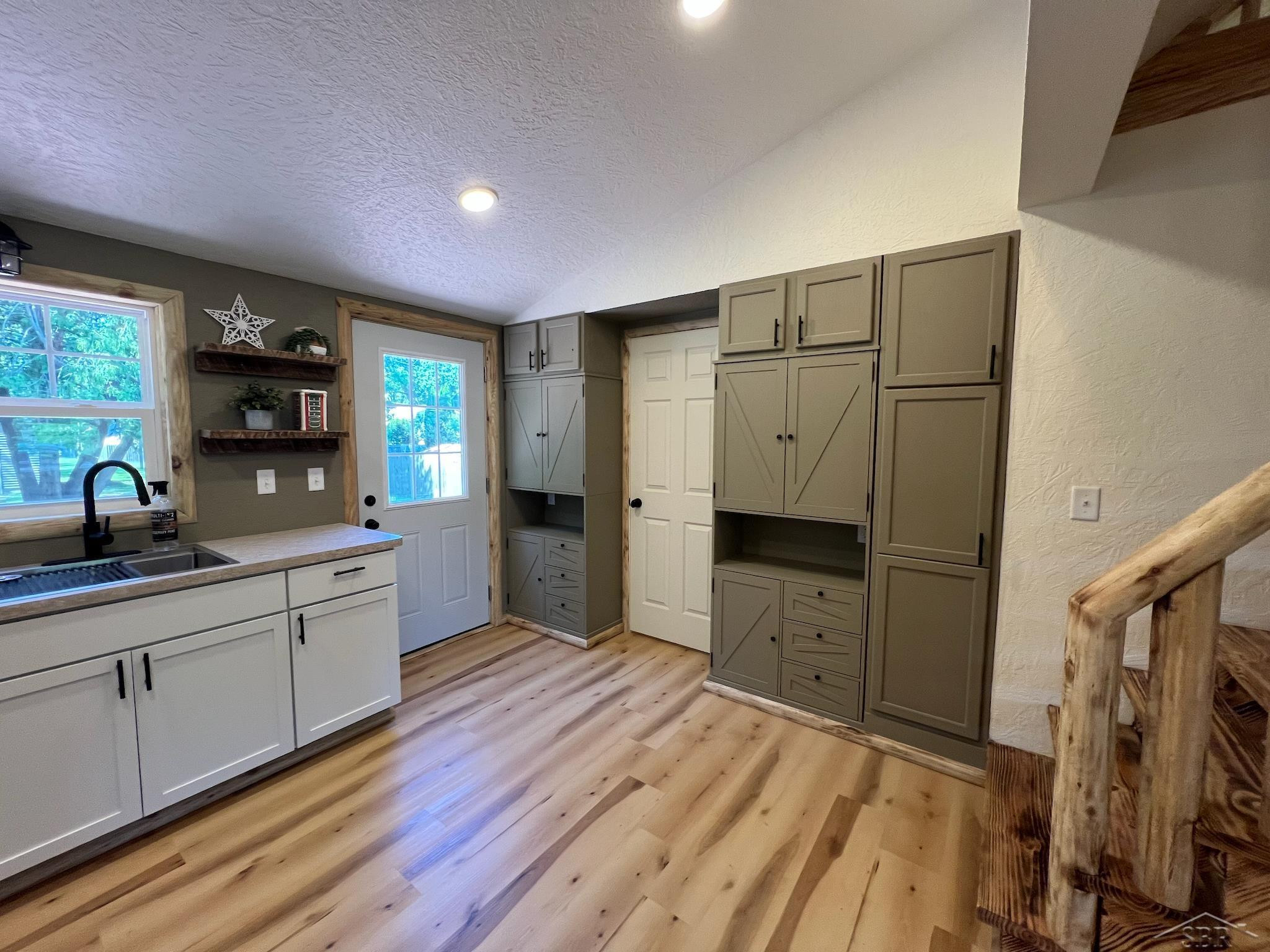 427 Cedar Street, Breckenridge, MI 48615 — Photo 11