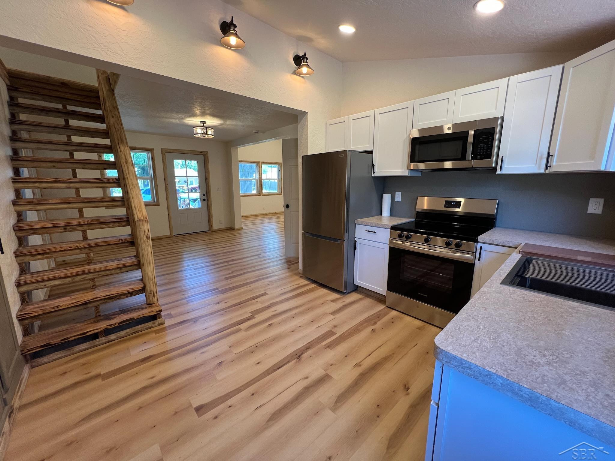 427 Cedar Street, Breckenridge, MI 48615 — Photo 14