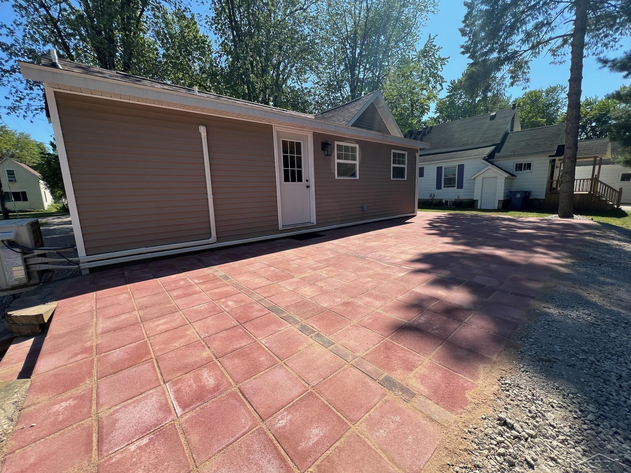 427 Cedar Street, Breckenridge, MI 48615 — Photo 25