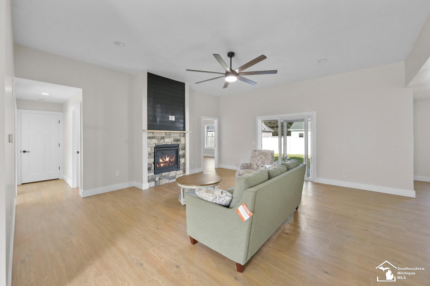 15458 Eastwood Street, Monroe, MI 48161 — Photo 6