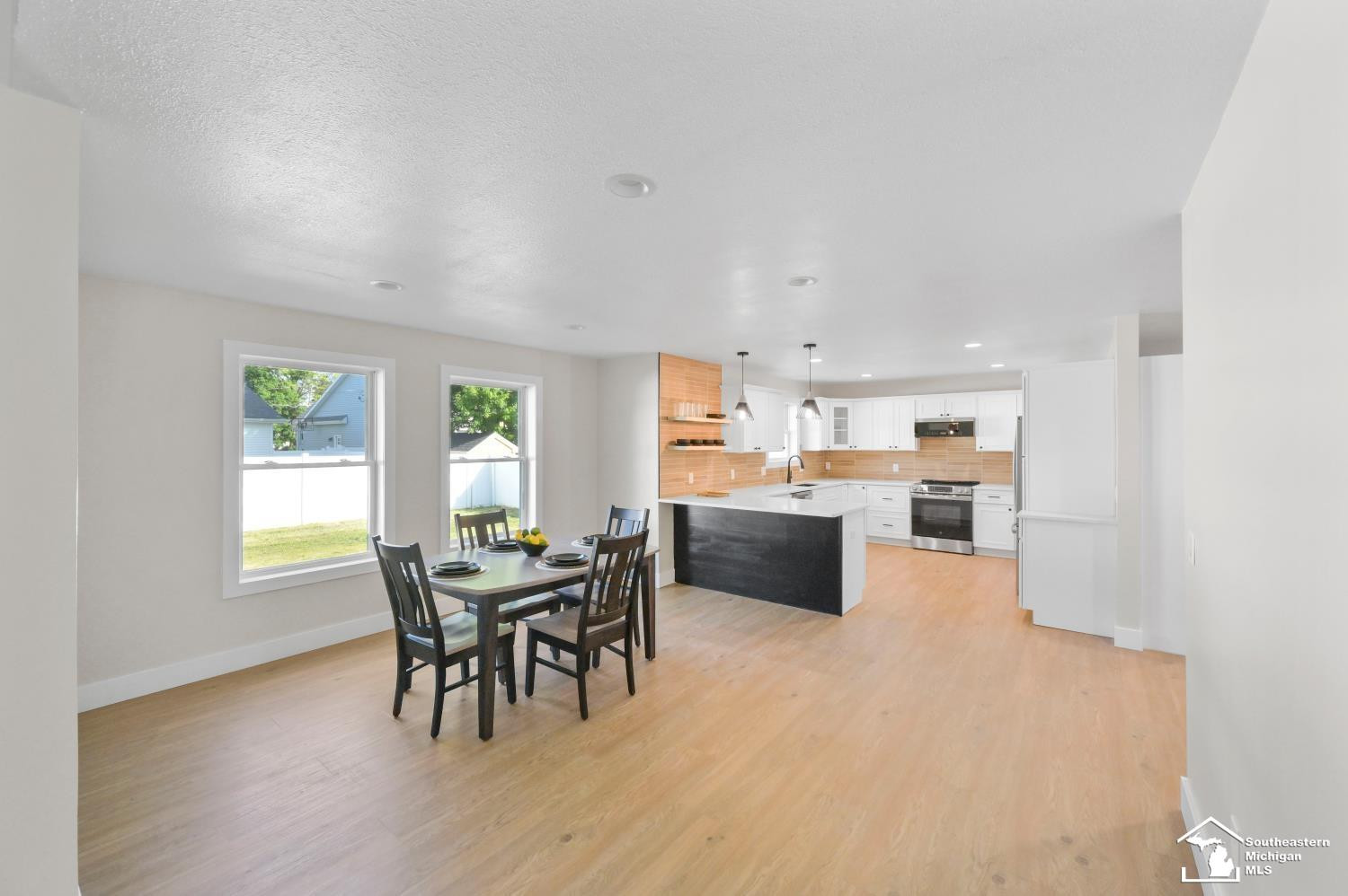 15458 Eastwood Street, Monroe, MI 48161 — Photo 14
